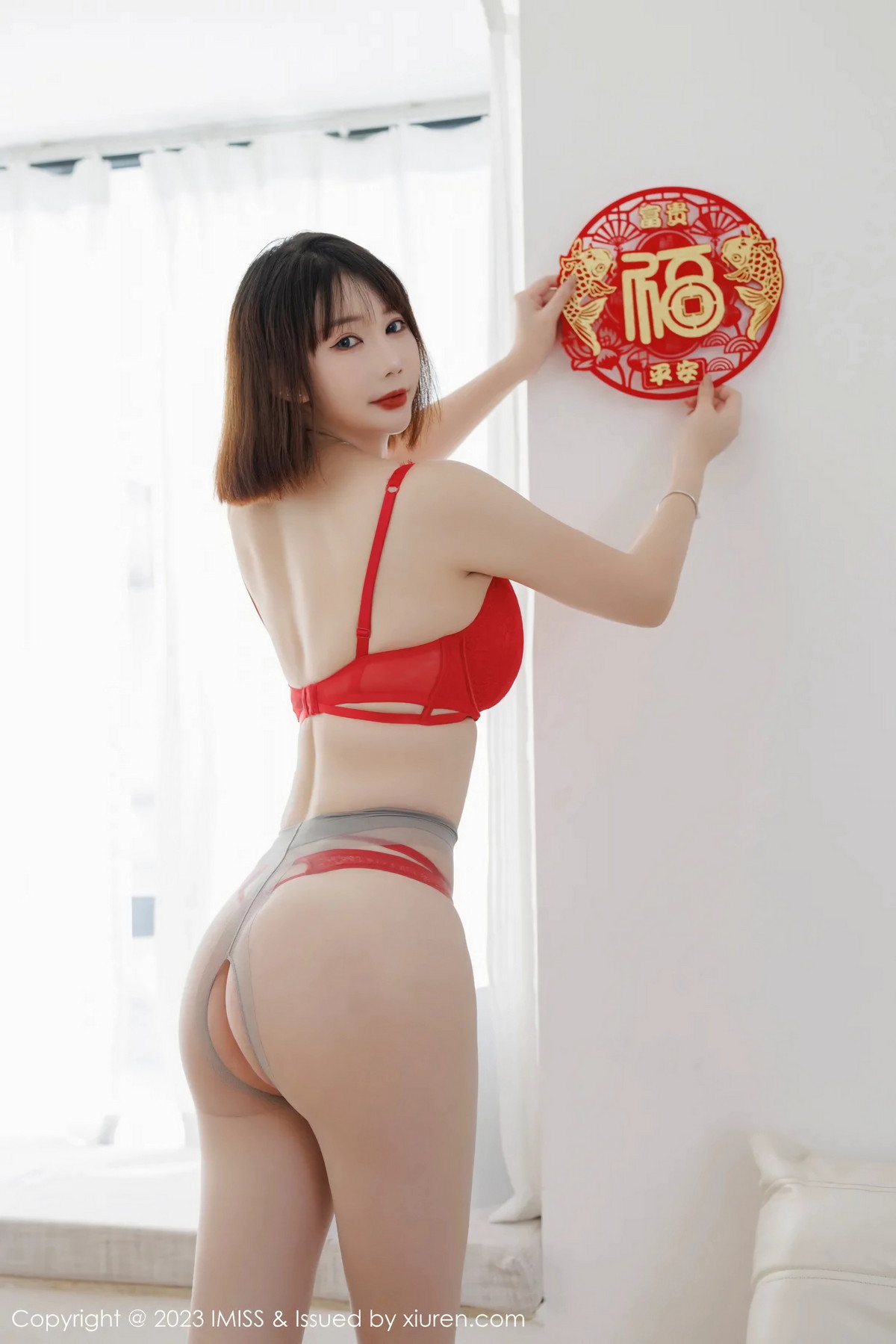 Xgyw.Net_[IMISS爱蜜社]Vol.716_模特Evon陈赞之性感红色旗袍露红色蕾丝内衣秀凹凸身材诱惑写真51P