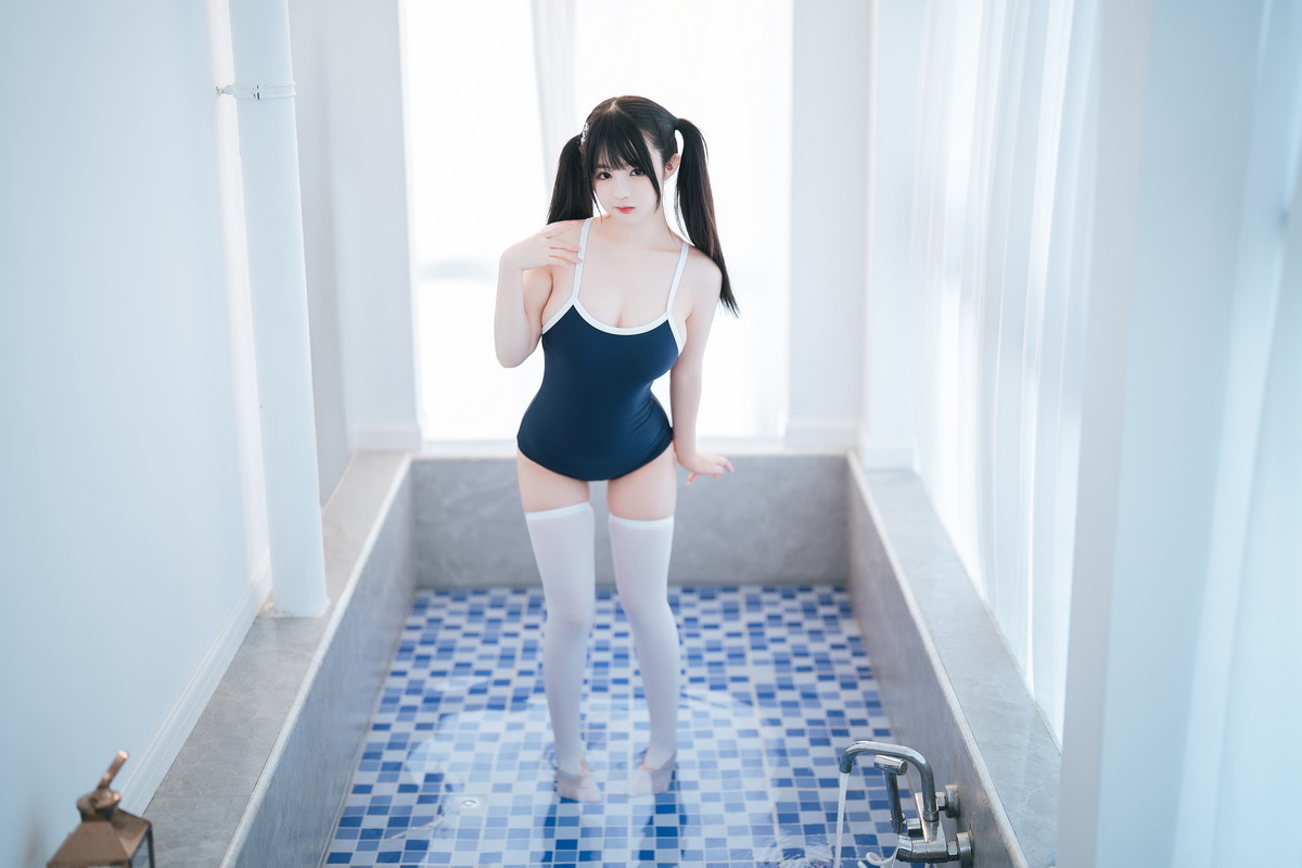 Xgyw.Net_网络美女桜井宁宁白丝死库水主题私房性感死库水配白丝袜秀曼妙身姿迷人写真84P