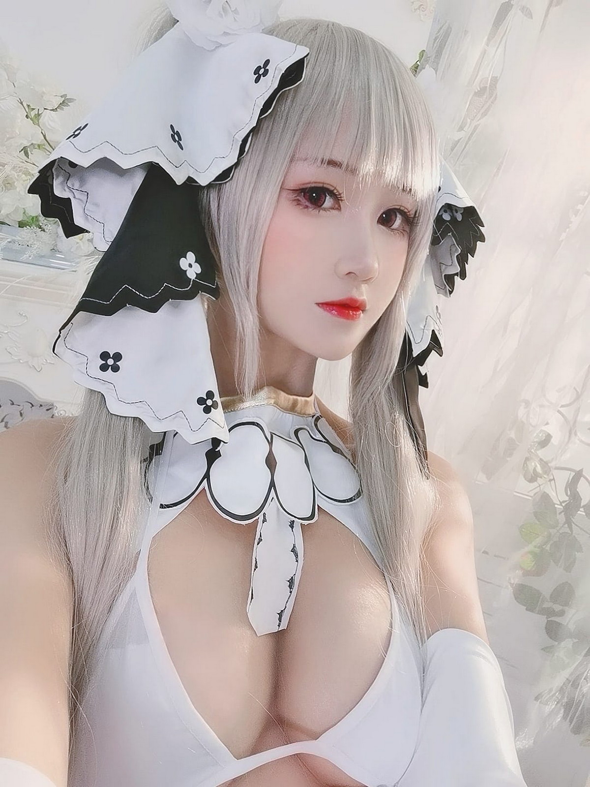 Xgyw.Net_微博妹子三度_69可畏白纱主题私房性感白色婚纱配白丝袜秀翘臀美腿诱惑写真55P