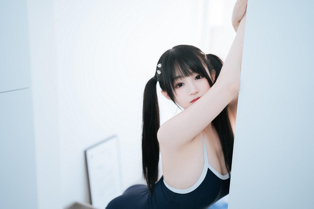 Xgyw.Net_网络美女桜井宁宁白丝死库水主题私房性感死库水配白丝袜秀曼妙身姿迷人写真84P