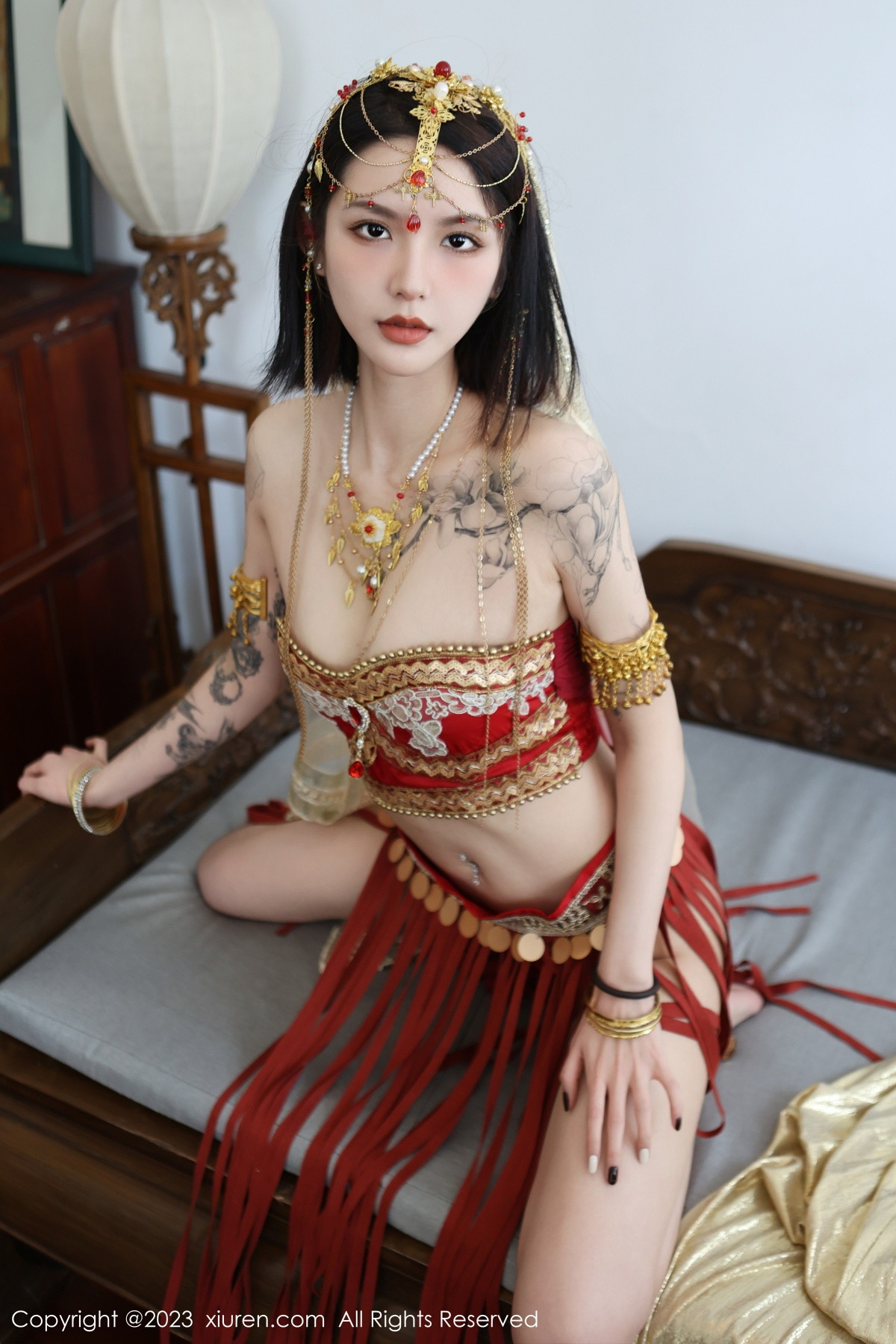 Xgyw.Net_XiuRen第6240期_模特乔一一性感异域风情舞女服饰秀曼妙身姿迷人气质诱惑写真76P