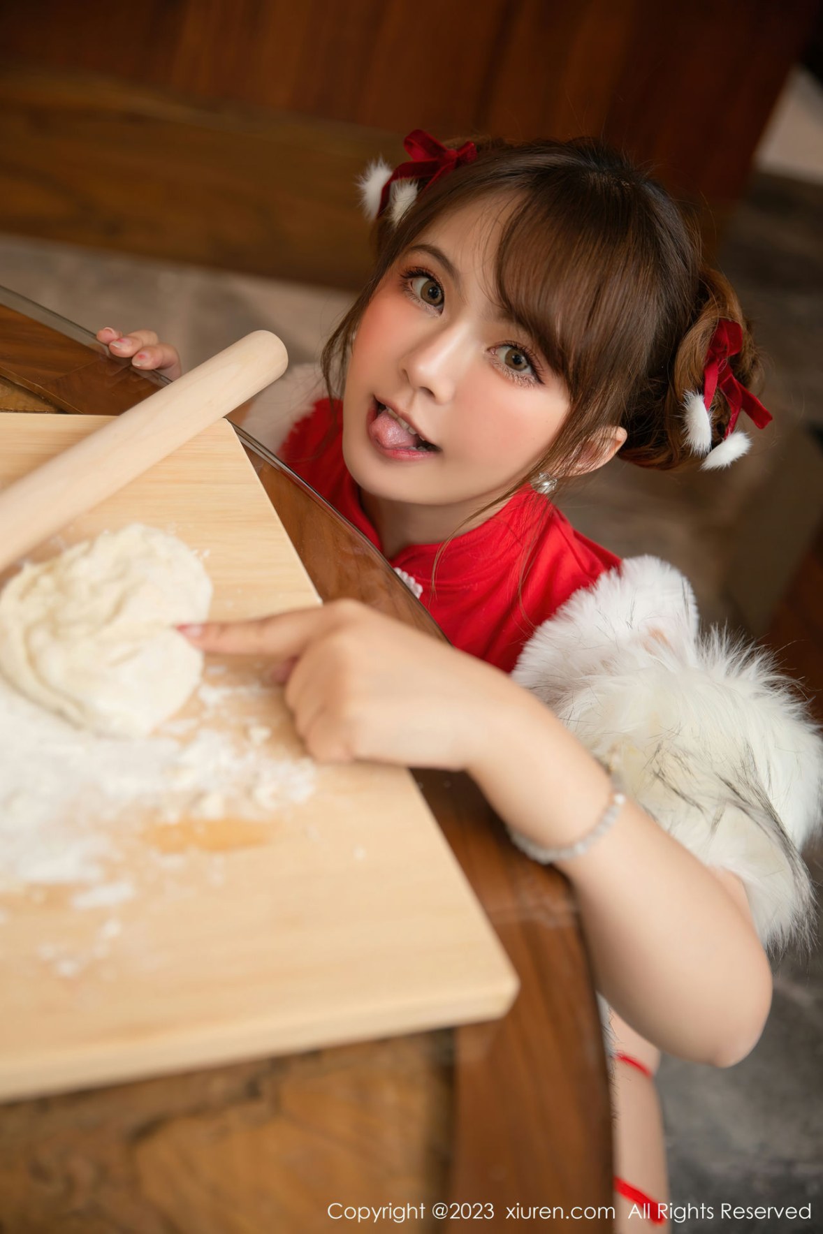 Xgyw.Net_XiuRen第6242期_模特张思允Nice包饺子主题性感喜庆红色服饰秀完美身材诱惑写真73P