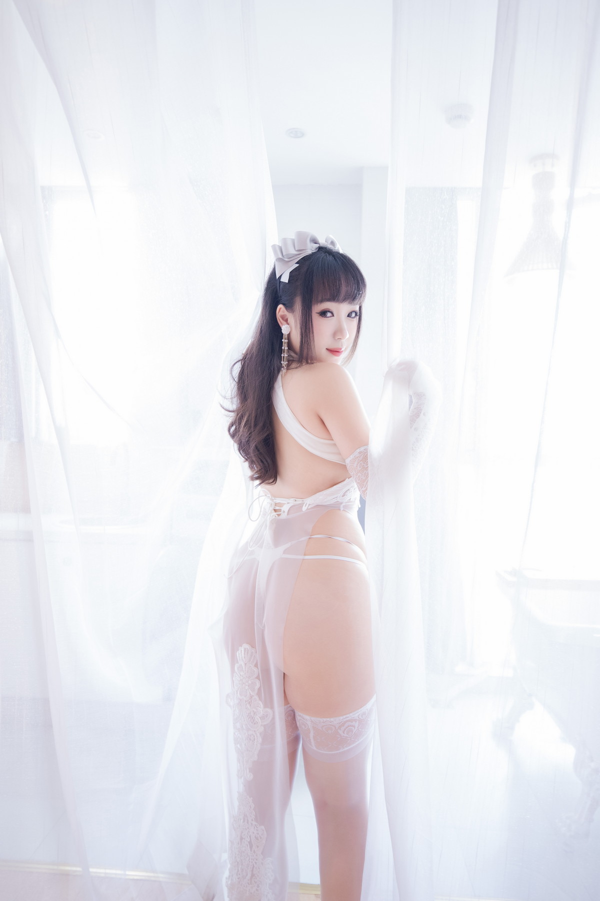 Xgyw.Net_网络美女胡桃猫月光温柔乡白旗袍主题白色情趣内衣配白丝袜秀丰满身材诱惑写真115P