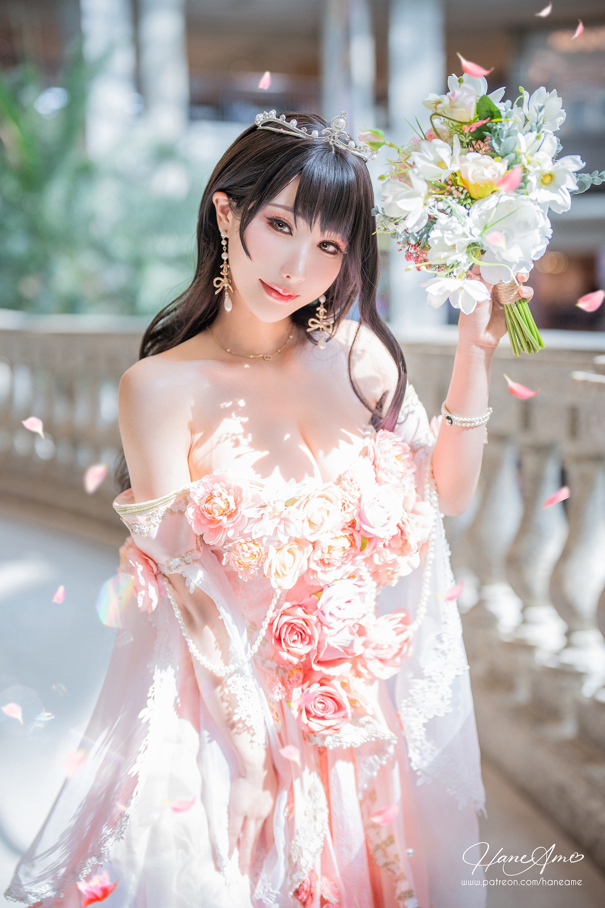Xgyw.Net_Coser美女雨波_HaneAme生日礼服主题性感粉色低胸连衣裙秀丰满身材诱惑写真29P