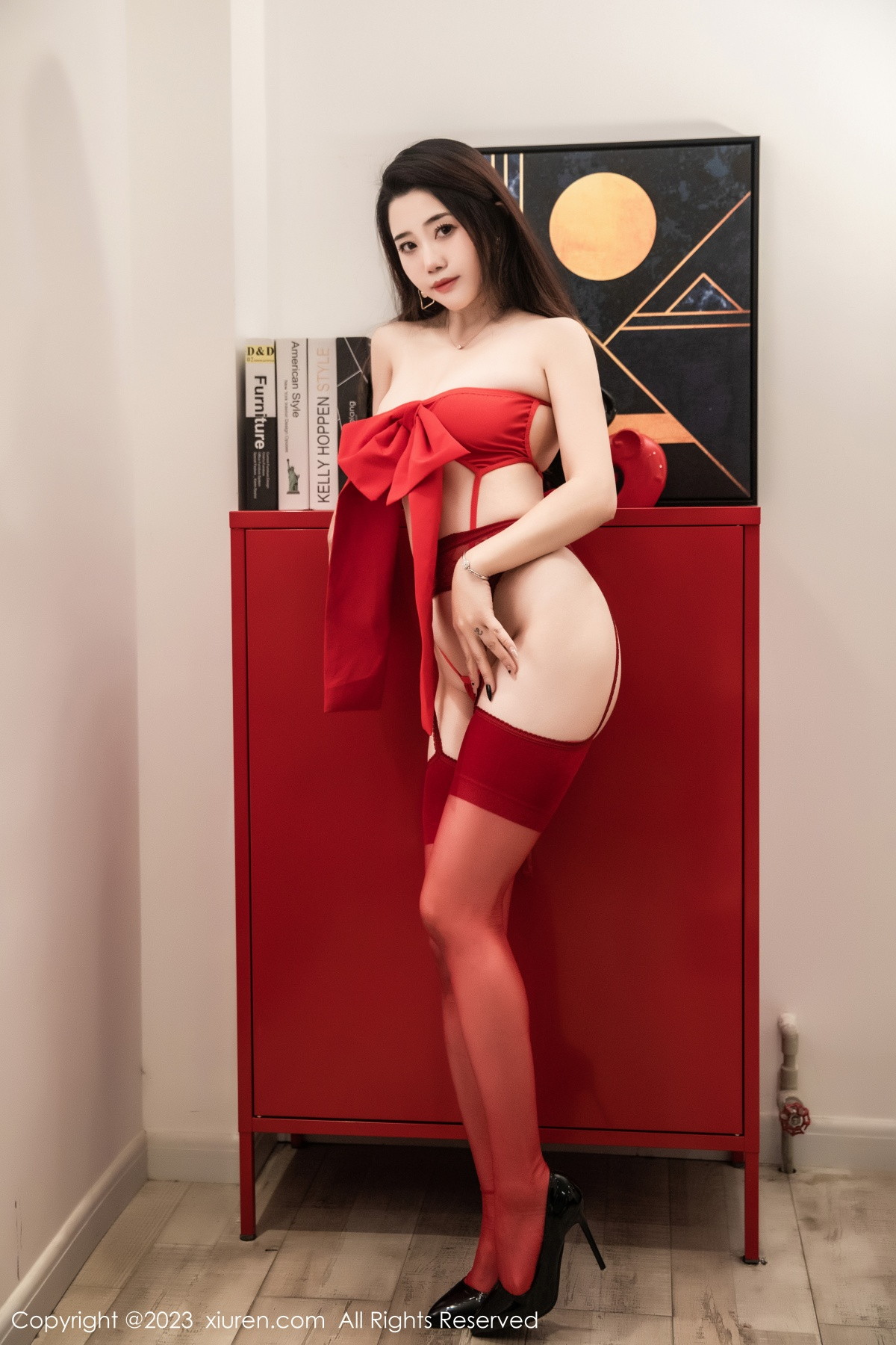 Xgyw.Net_XiuRen第6238期_模特严利娅Yuliya私房性感红色内衣服饰配丝袜吊袜火辣诱惑写真71P
