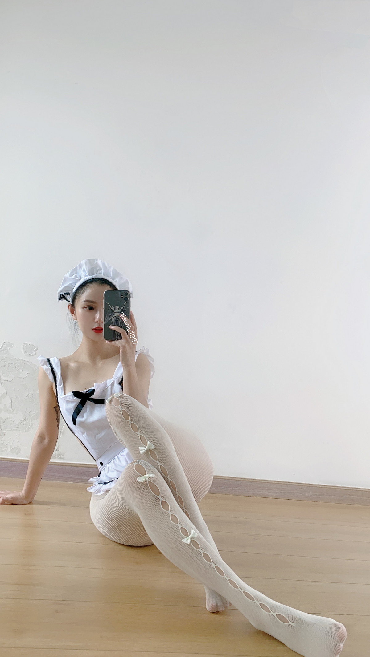 Xgyw.Net_健身俏臀少女俏妞qiaoniu微密圈视图主题多套性感服饰系列秀魔鬼身材诱惑写真151P