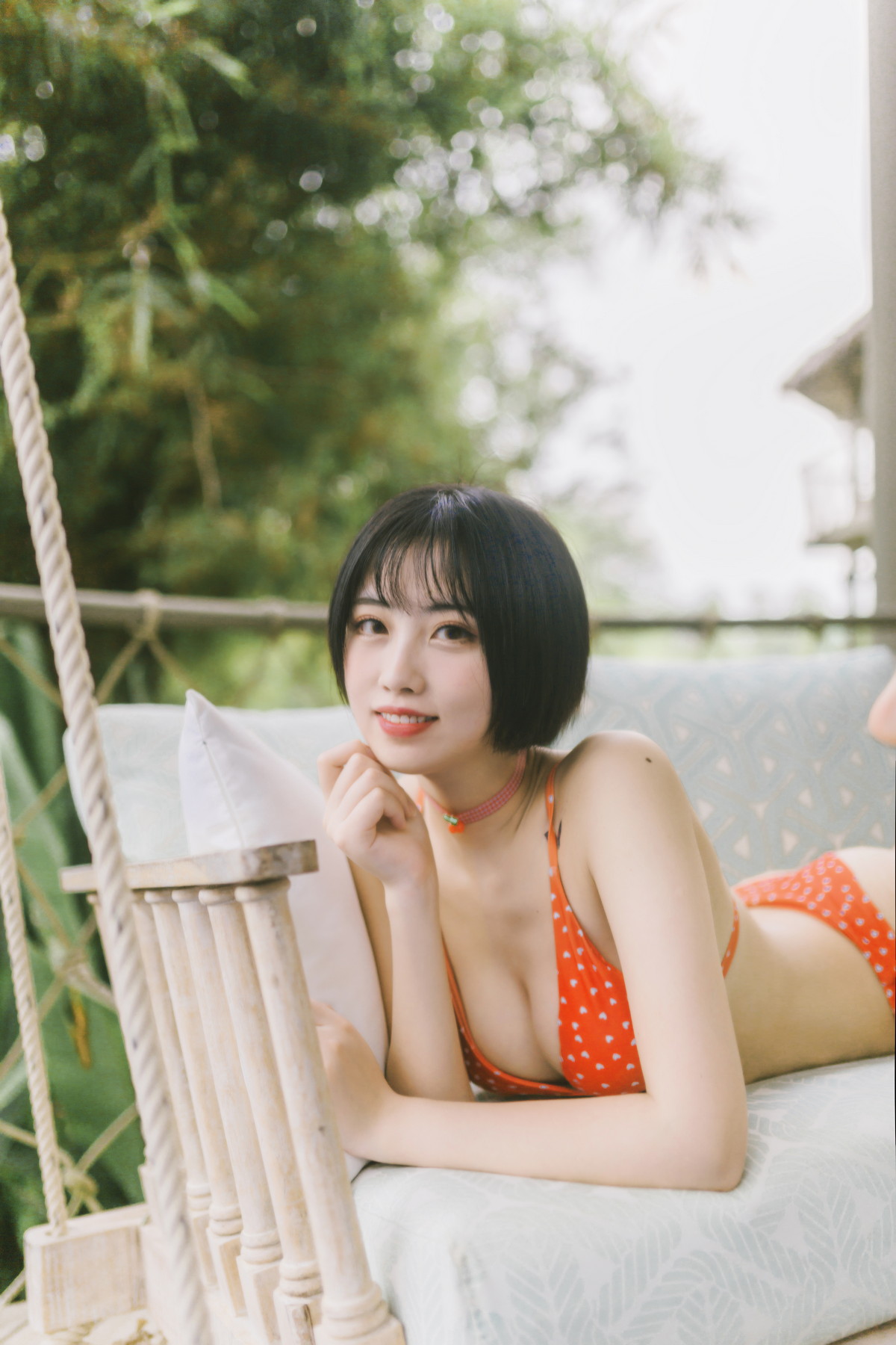 Xgyw.Net_次元少女念雪ww七月光荫主题户外海边性感红色比基尼秀完美身材迷人写真30P