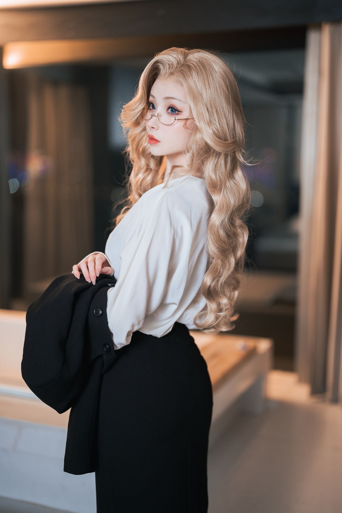 Xgyw.Net_网络美女rioko凉凉子&面饼仙儿女总裁主题性感黑色内衣配黑丝袜迷人诱惑写真80P