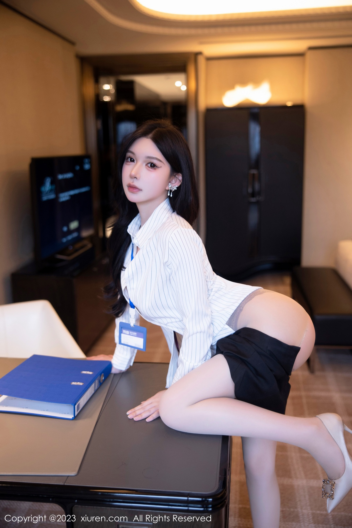Xgyw.Net_XiuRen第6247期_模特林珊珊性感白T配黑短裙露浅黄色内衣开档肉丝完美诱惑写真97P