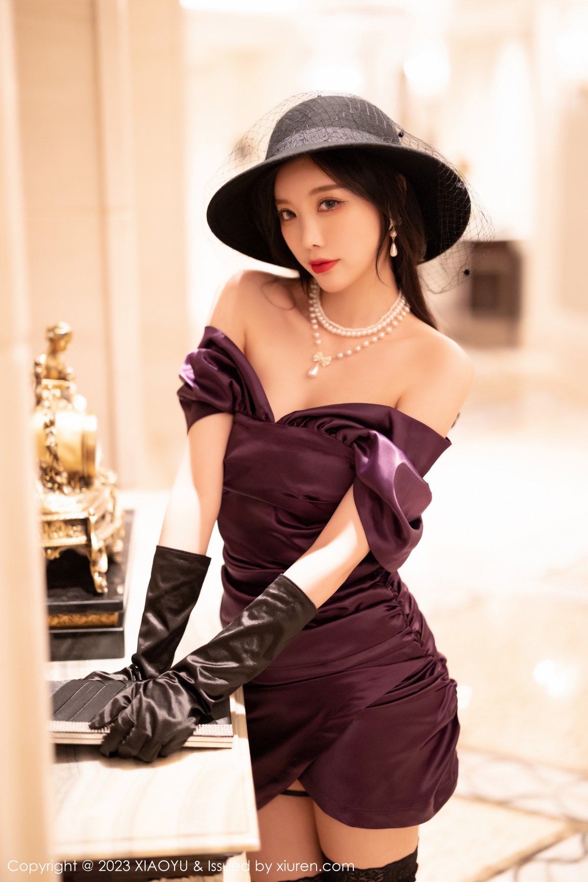 Xgyw.Net_[XiaoYu画语界]Vol.963_女神杨晨晨Yome脱露肩连衣短裙秀淡紫色蕾丝内衣完美诱惑写真85P
