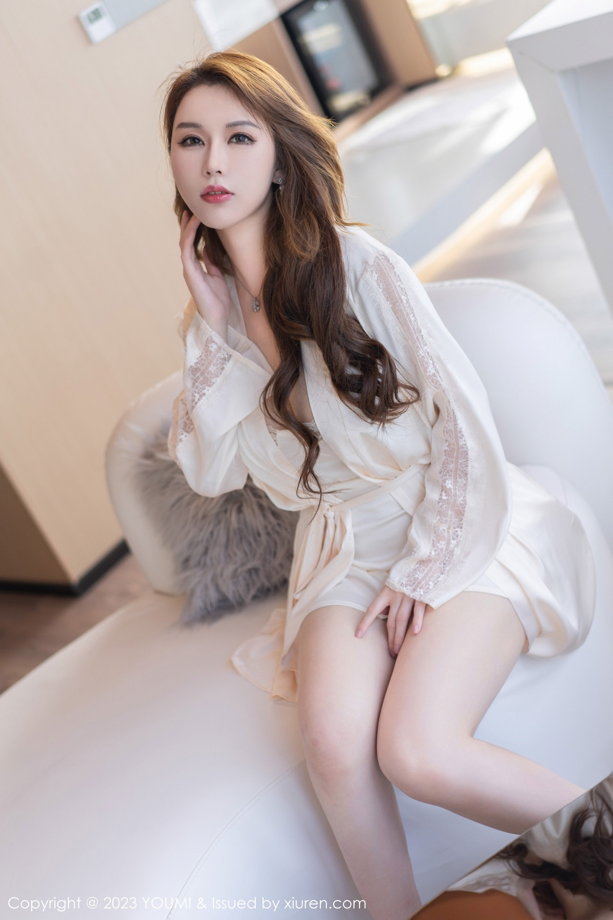 Xgyw.Net_[YouMi尤蜜荟]Vol.901_女神尤妮丝Egg性感白色情趣内衣配丁字裤秀火辣身材诱惑写真54P