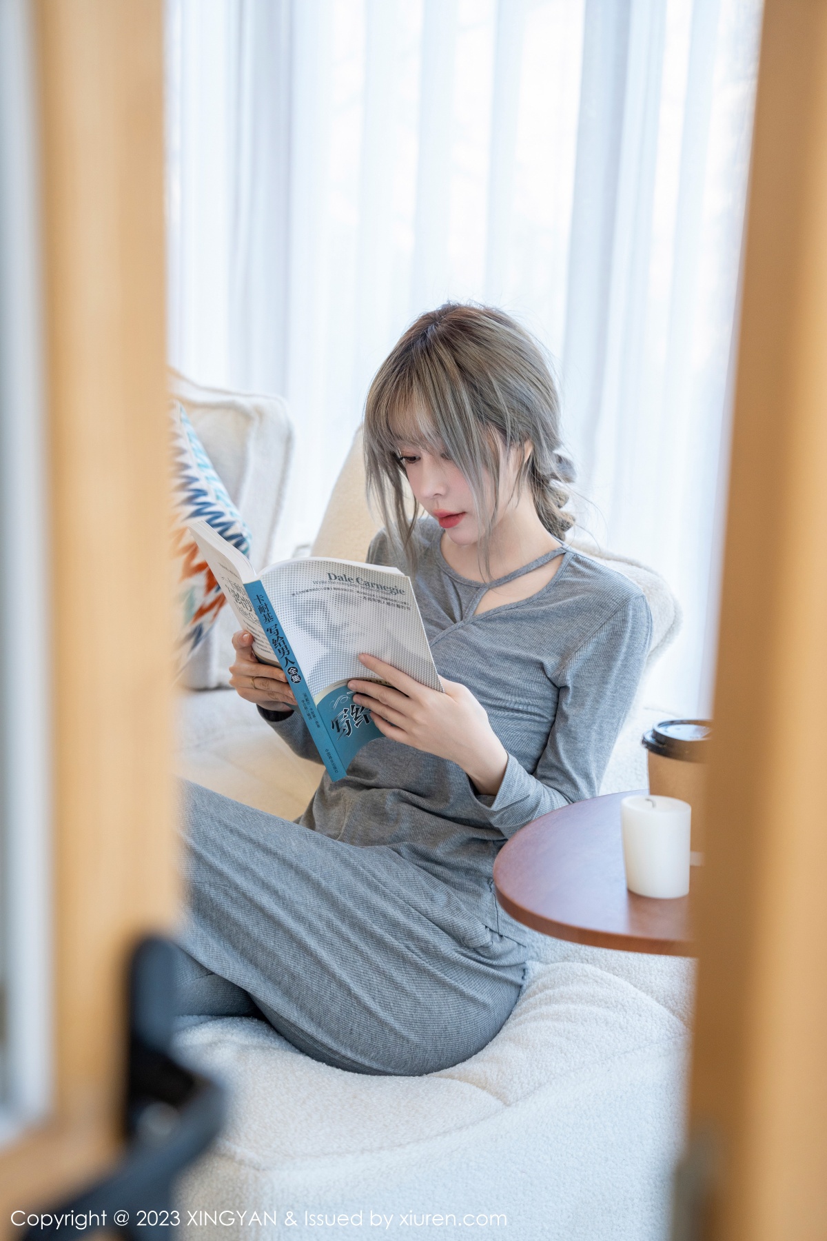 Xgyw.Net_[XINGYAN星颜社]VOL.171_女神王雨纯脱灰色休闲装露轻透连体衣配开档黑丝惹火诱惑写真78P
