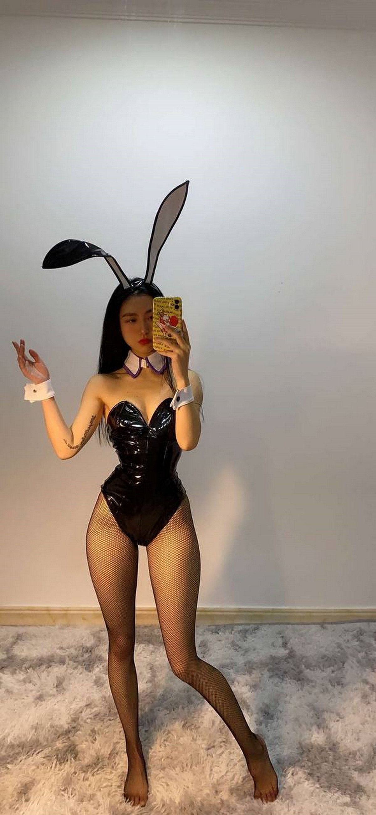 Xgyw.Net_健身俏臀少女俏妞qiaoniu微密圈视图主题多套性感服饰系列秀魔鬼身材诱惑写真151P