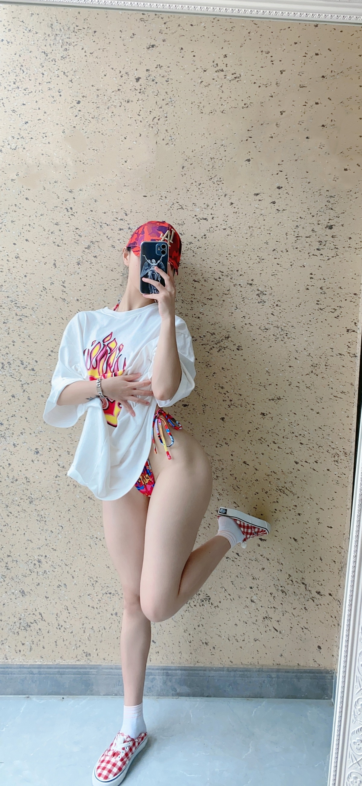 Xgyw.Net_健身俏臀少女俏妞qiaoniu微密圈视图主题多套性感服饰系列秀魔鬼身材诱惑写真151P