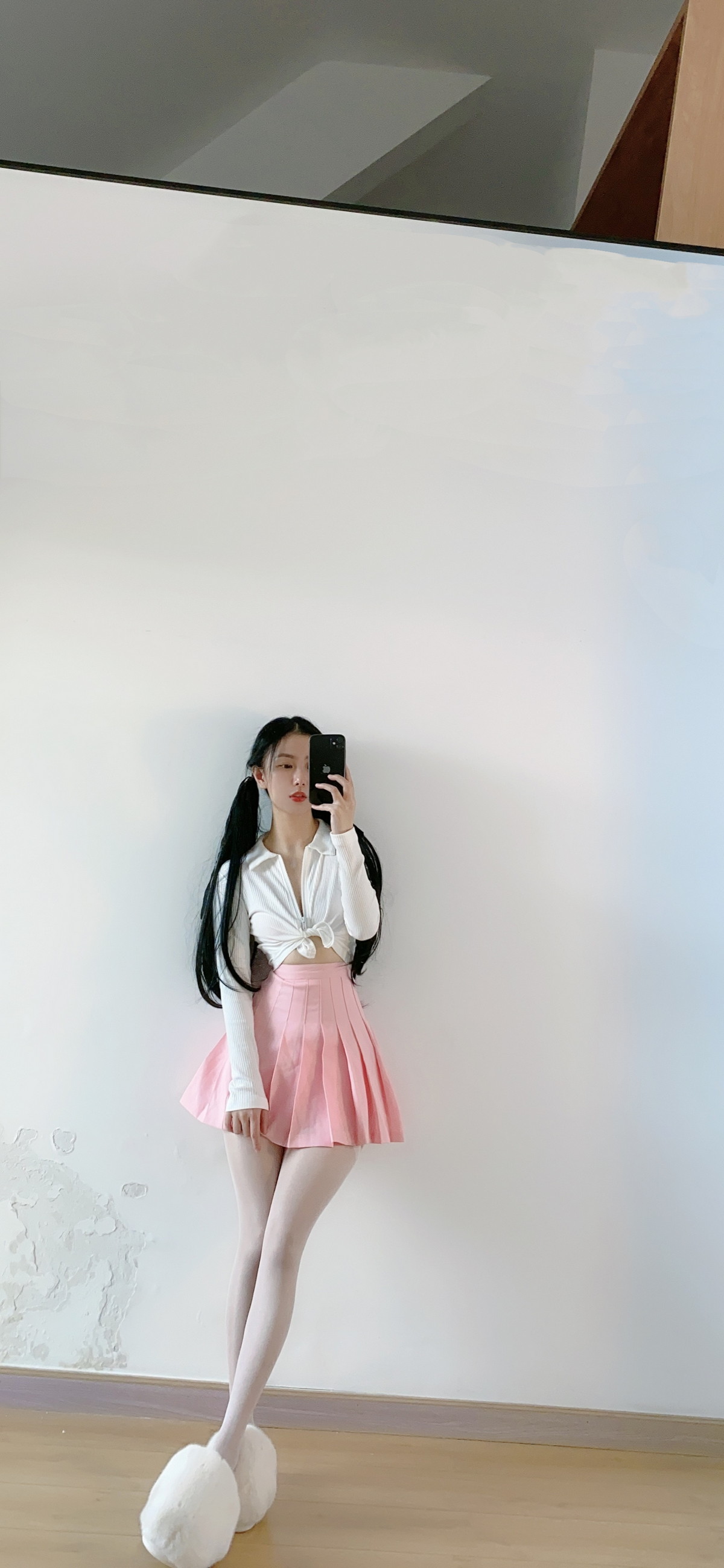 Xgyw.Net_健身俏臀少女俏妞qiaoniu微密圈视图主题多套性感服饰系列秀魔鬼身材诱惑写真151P