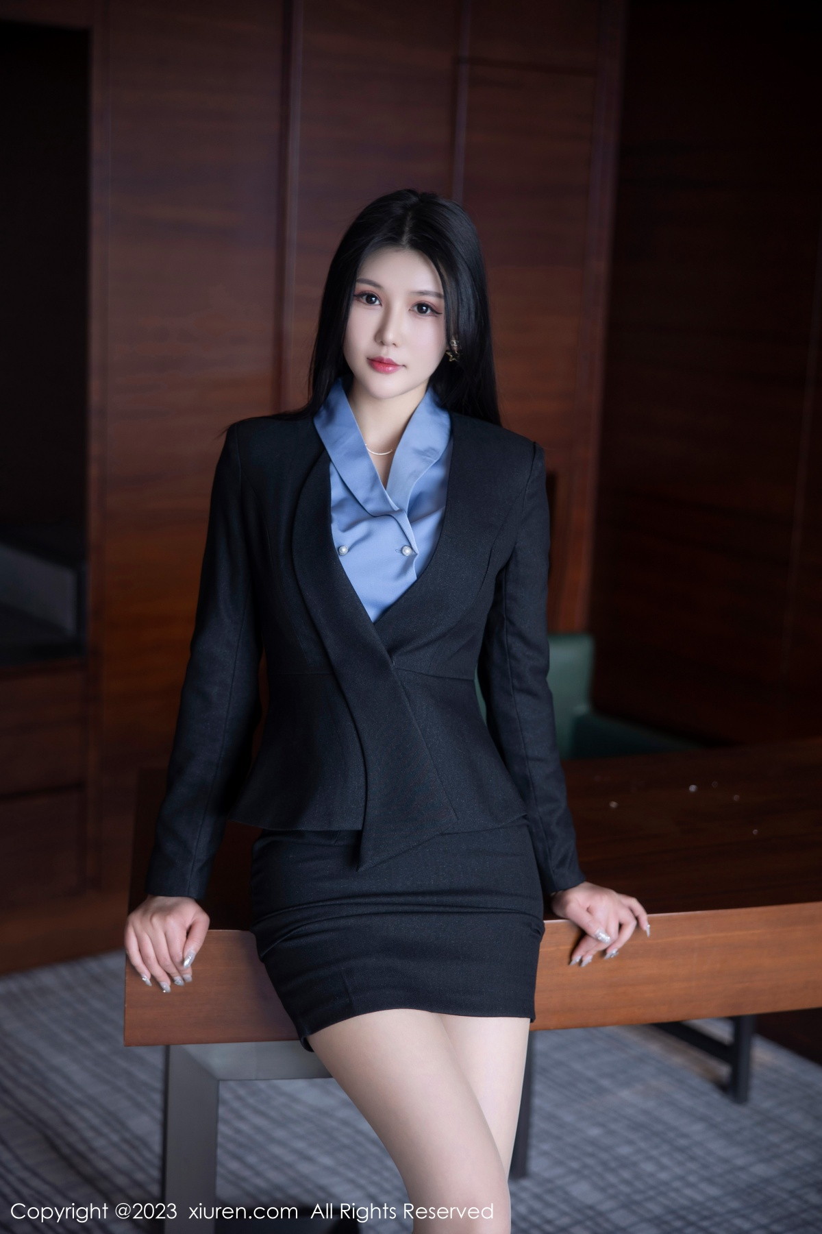 Xgyw.Net_XiuRen第6254期_新人模特圆圆酱性感Ol装扮露黑色蕾丝内衣配原色丝袜诱惑写真86P