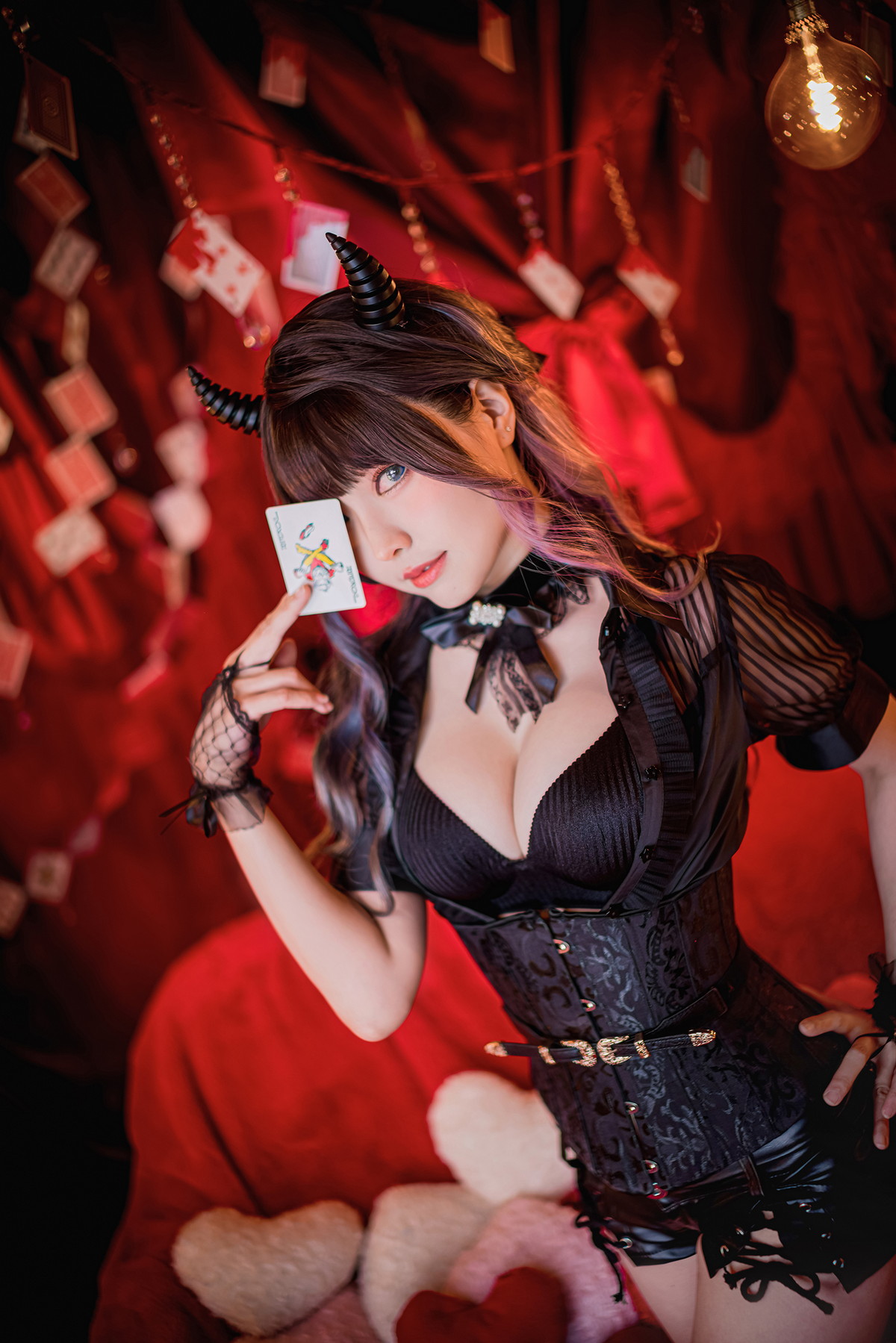 Xgyw.Net_Coser妹子Ely_eee-Devil Croupier主题性感黑色低胸服饰配黑皮短裙完美诱惑写真31P