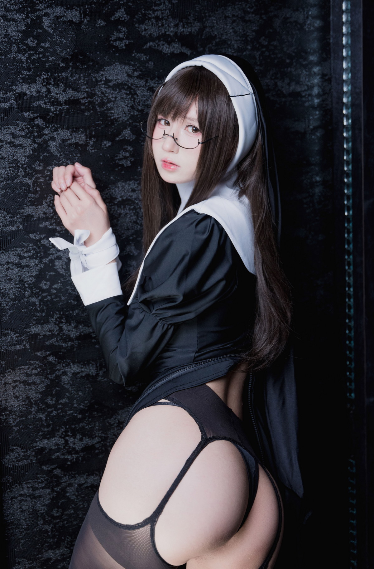 Xgyw.Net_网络美女西园寺南歌堕修女主题私房性感修女服饰配黑丝吊袜秀翘臀美腿诱惑写真62P