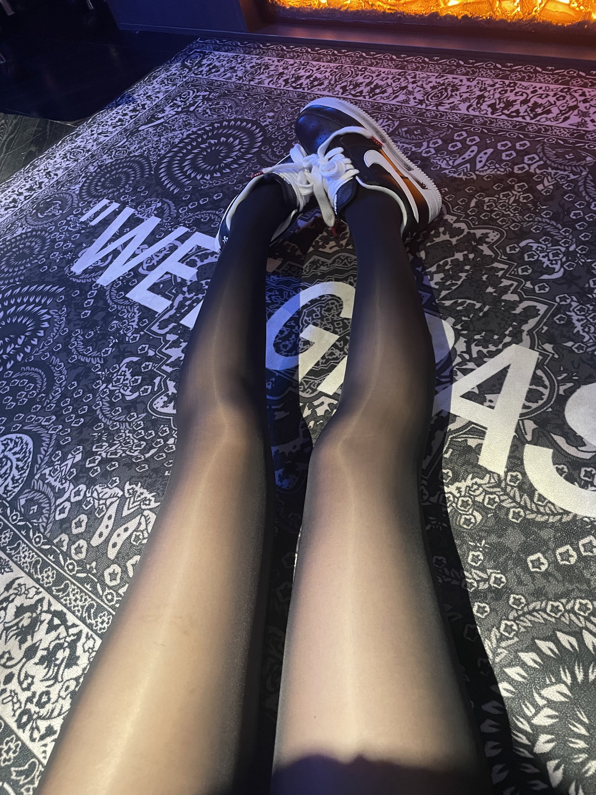 Xgyw.Net_网络美女轩萧学姐高开叉运动鞋主题性感白色高叉连体衣配超薄黑丝诱惑写真68P