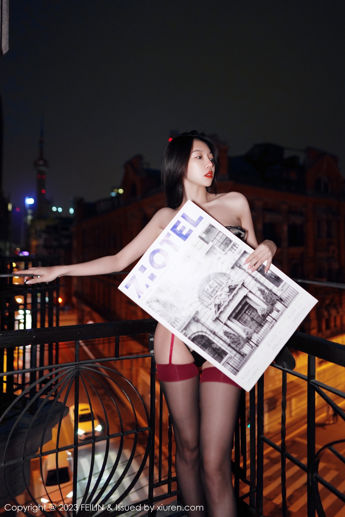 Xgyw.Net_[FeiLin嗲囡囡]VOL.464_女神冯木木LRIS私房脱白色睡袍露黑色内衣配黑丝吊袜诱惑写真89P