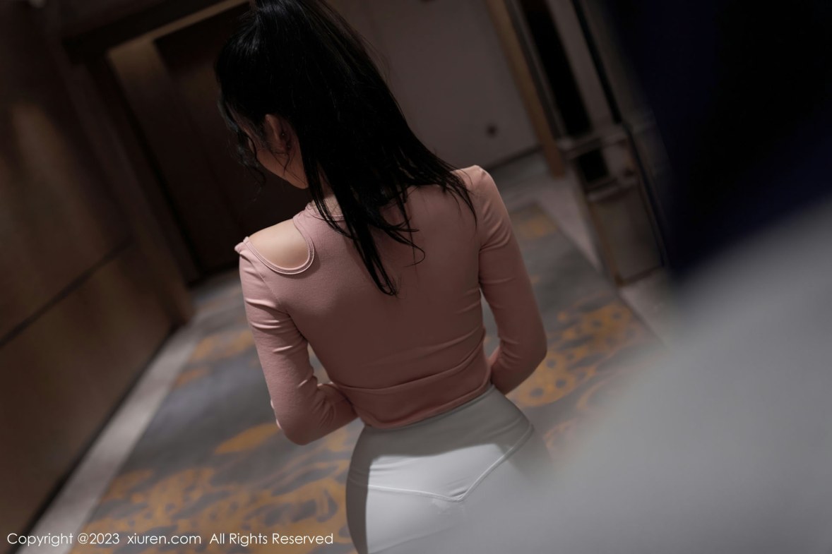 Xgyw.Net_XiuRen第6285期_女神周于希Sally澳门旅拍健身少女主题超薄肉丝秀翘臀诱惑写真80P