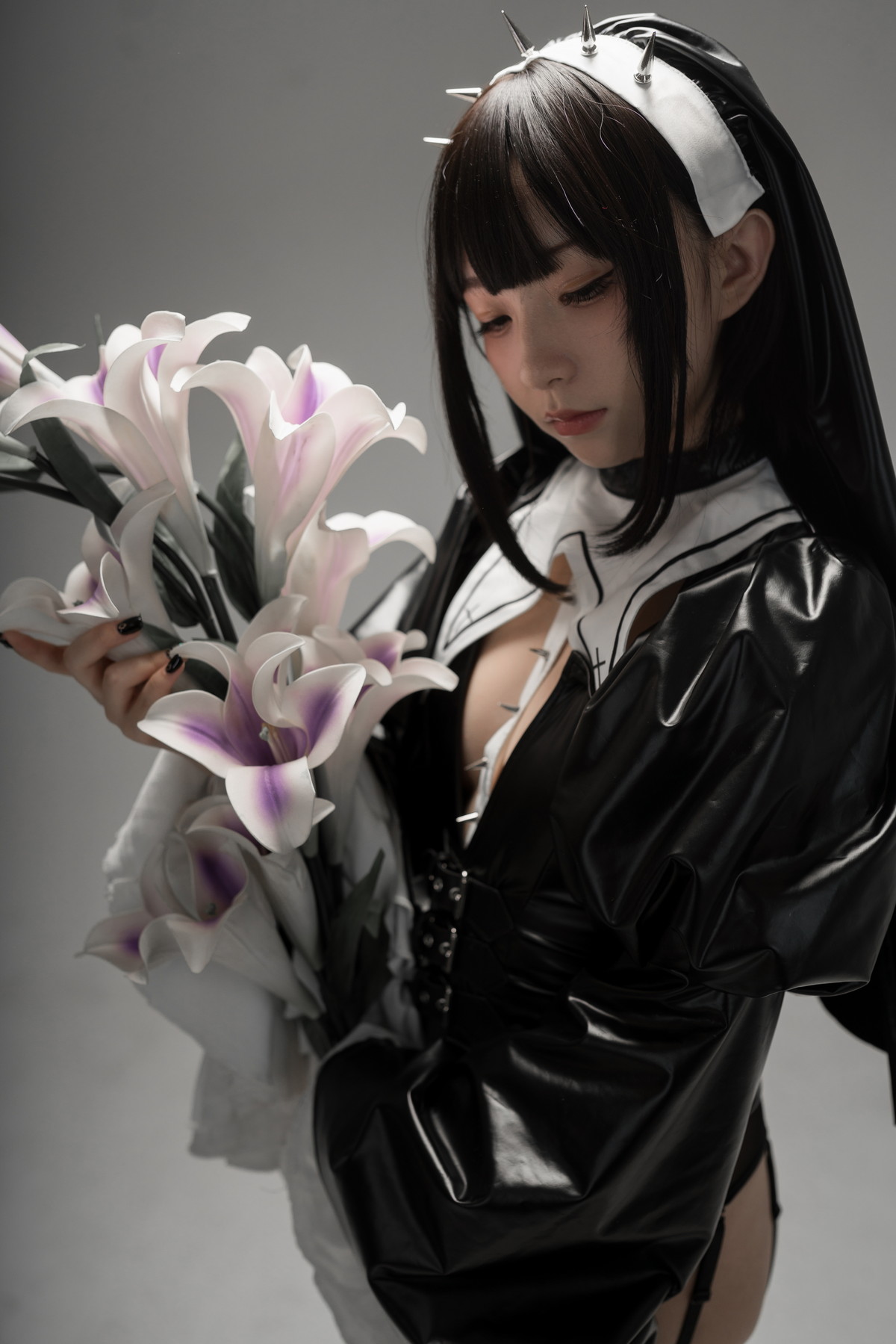 Xgyw.Net_网络美女花铃杀戮修女主题性感黑色皮质修女服饰配黑丝吊袜秀美腿诱惑写真89P