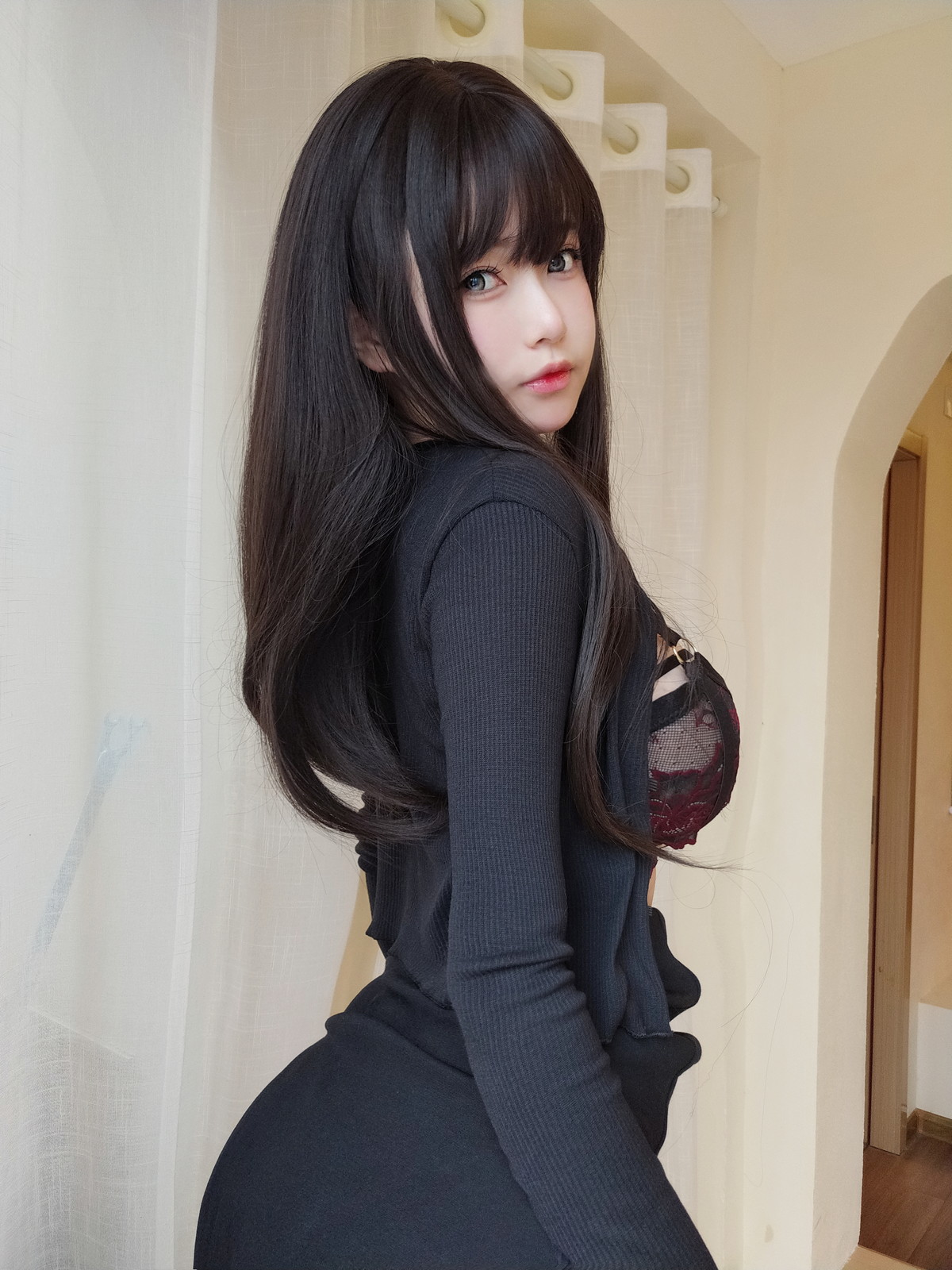 Xgyw.Net_Coser妹子女主K性感内衣主题私房性感内衣半脱露豪乳红桃遮点极致诱惑写真110P