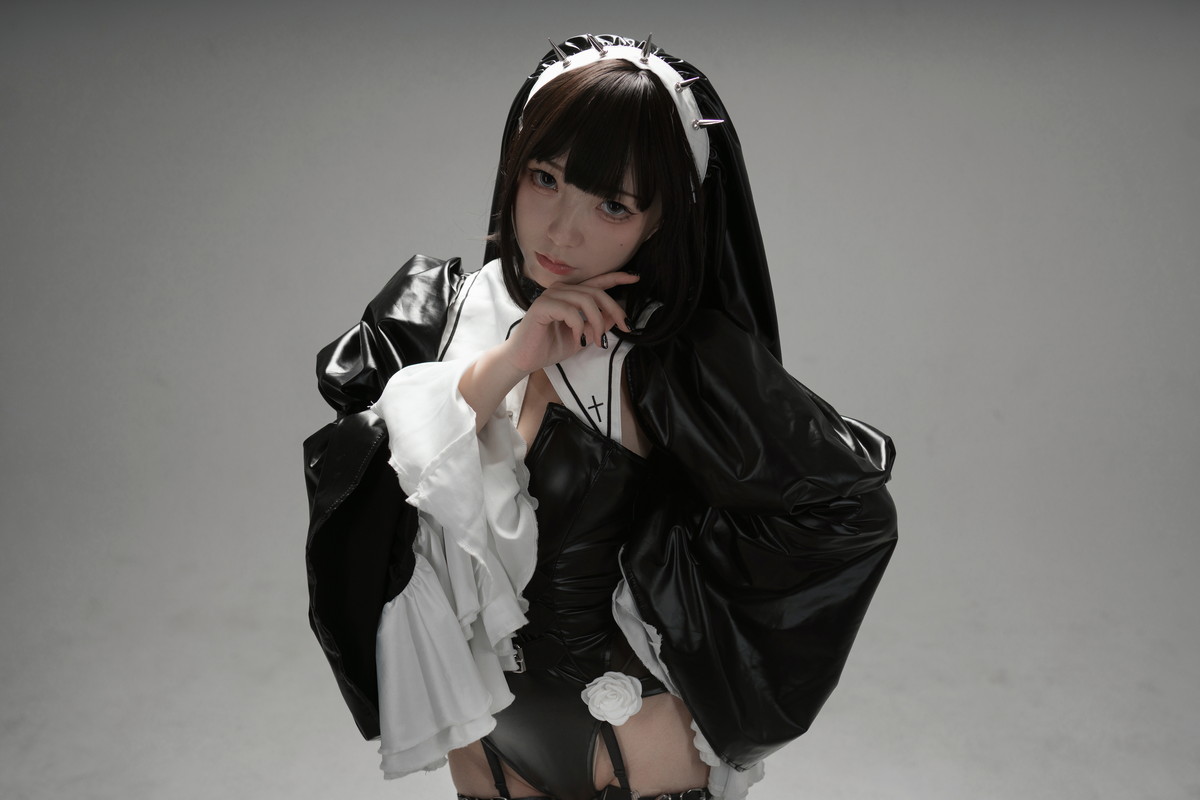 Xgyw.Net_网络美女花铃杀戮修女主题性感黑色皮质修女服饰配黑丝吊袜秀美腿诱惑写真89P