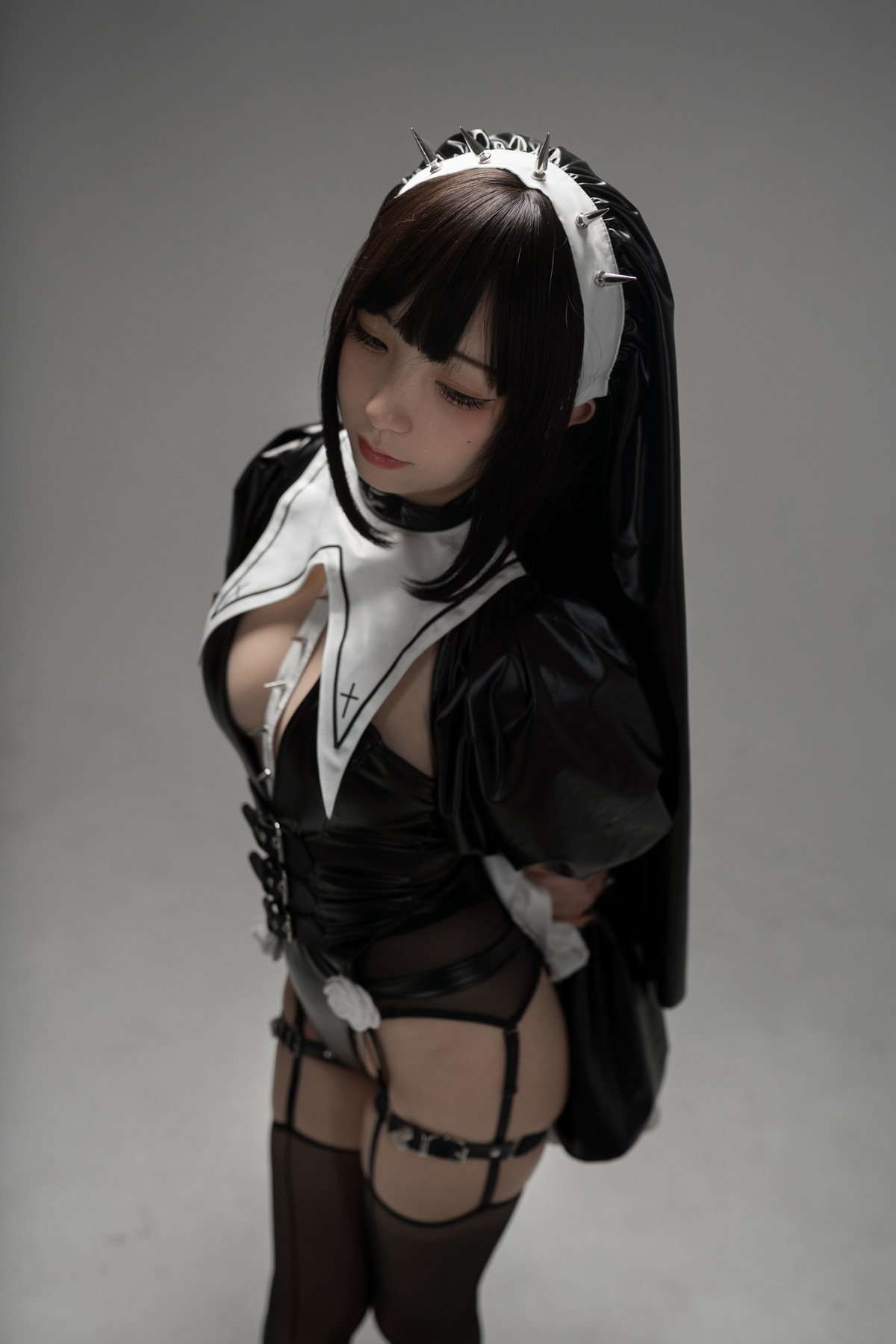 Xgyw.Net_网络美女花铃杀戮修女主题性感黑色皮质修女服饰配黑丝吊袜秀美腿诱惑写真89P