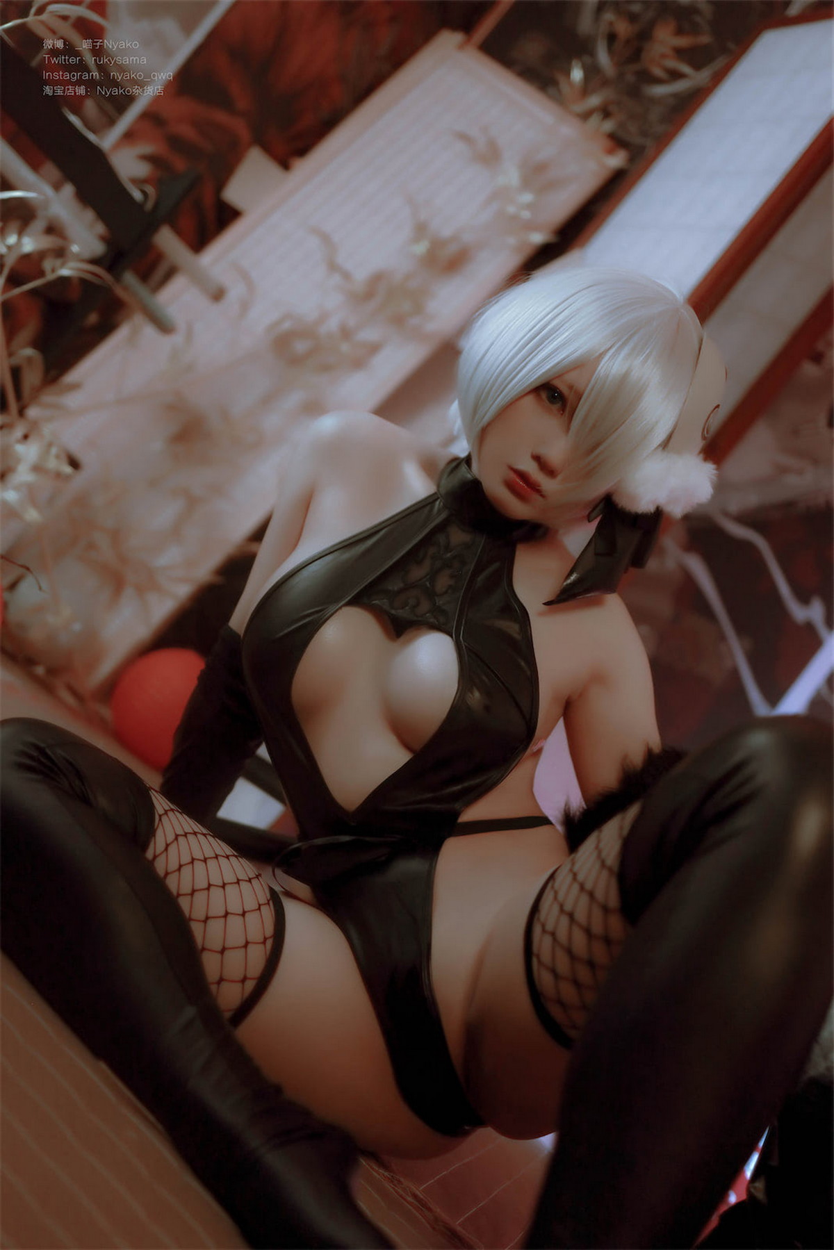 Xgyw.Net_网络美女Nyako喵子2b同人旗袍主题美女武士装扮性感黑色旗袍秀完美身材诱惑写真43P