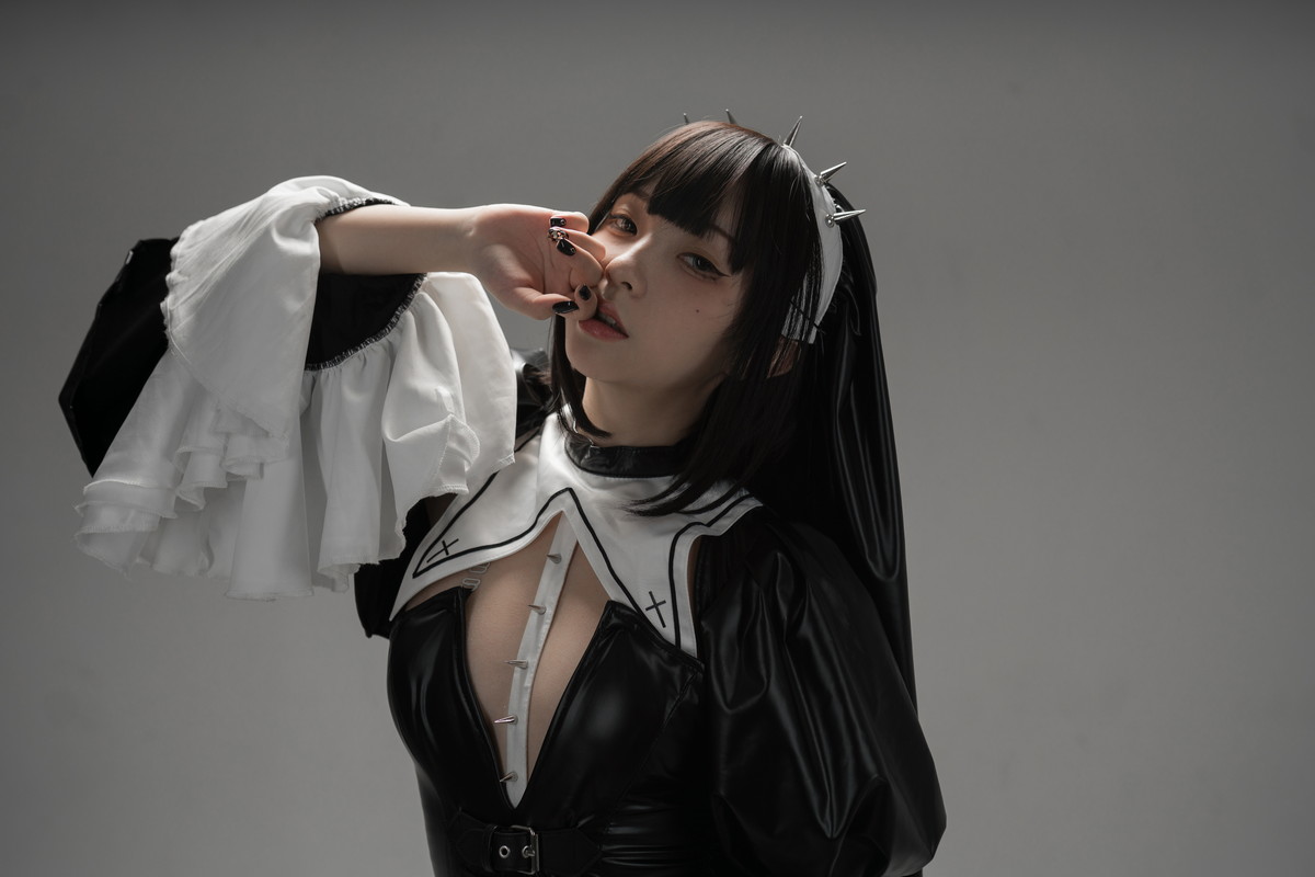 Xgyw.Net_网络美女花铃杀戮修女主题性感黑色皮质修女服饰配黑丝吊袜秀美腿诱惑写真89P