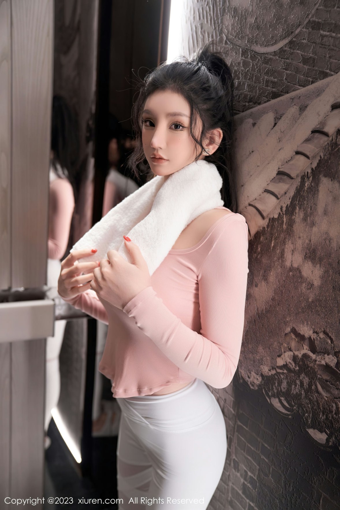 Xgyw.Net_XiuRen第6285期_女神周于希Sally澳门旅拍健身少女主题超薄肉丝秀翘臀诱惑写真80P