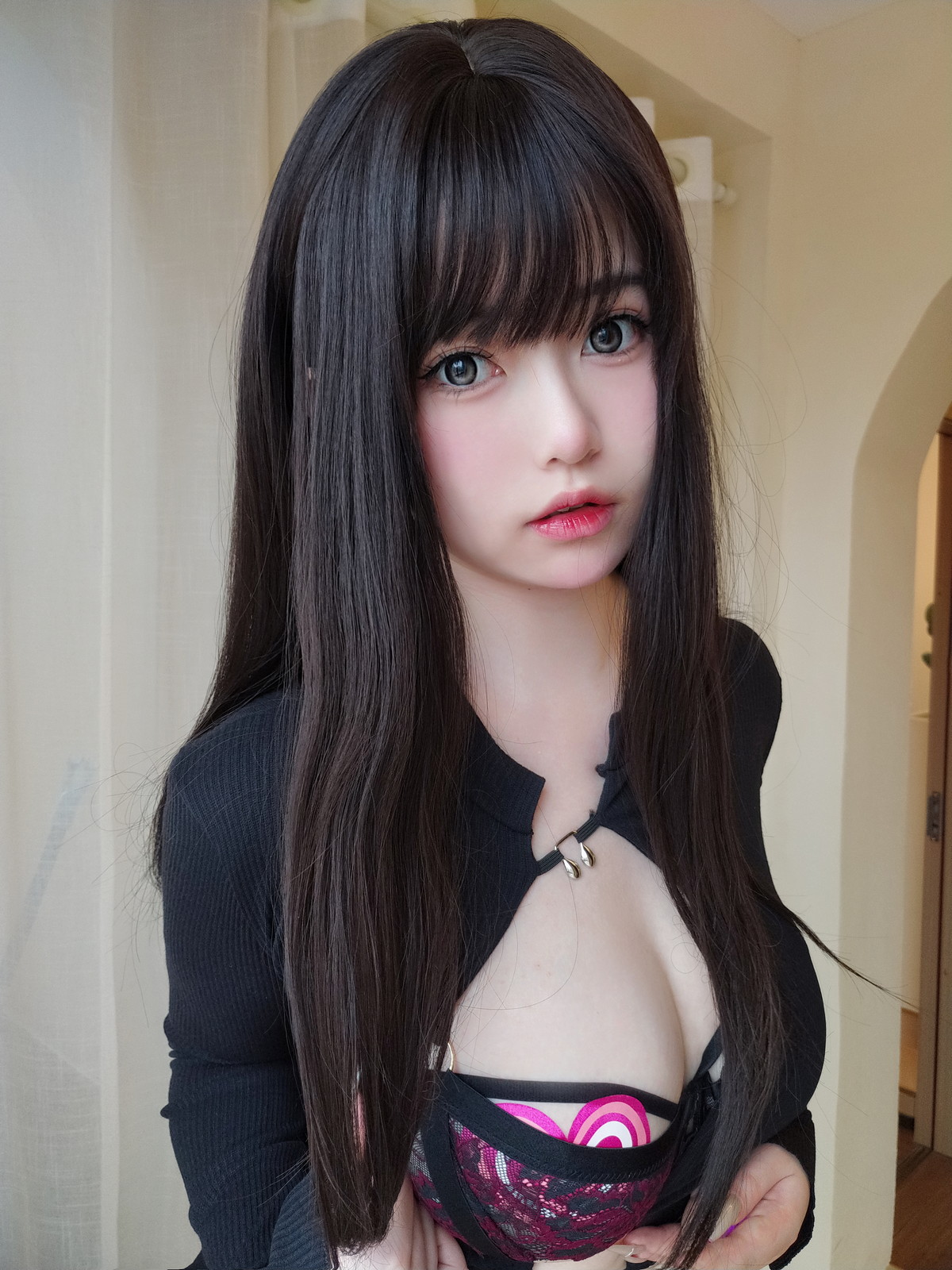 Xgyw.Net_Coser妹子女主K性感内衣主题私房性感内衣半脱露豪乳红桃遮点极致诱惑写真110P