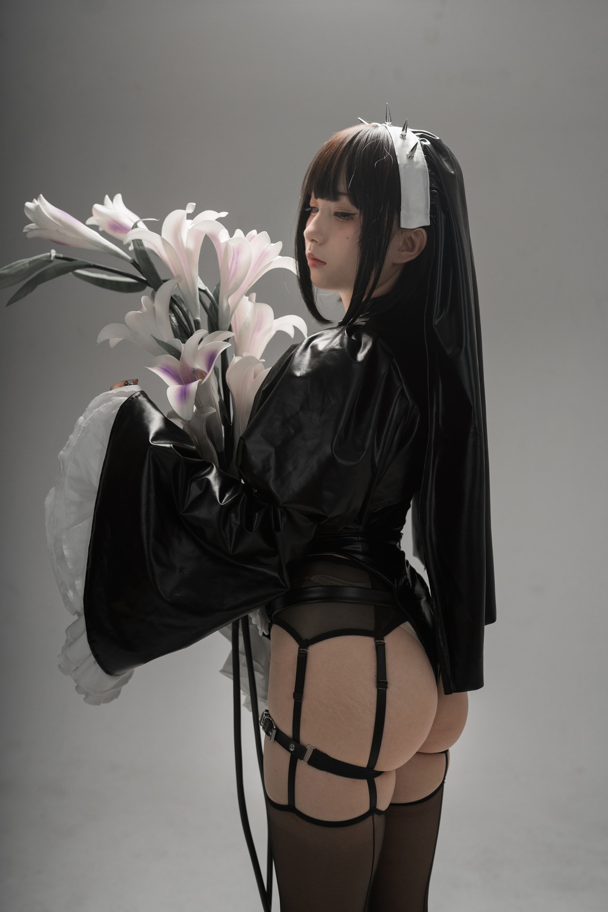 Xgyw.Net_网络美女花铃杀戮修女主题性感黑色皮质修女服饰配黑丝吊袜秀美腿诱惑写真89P