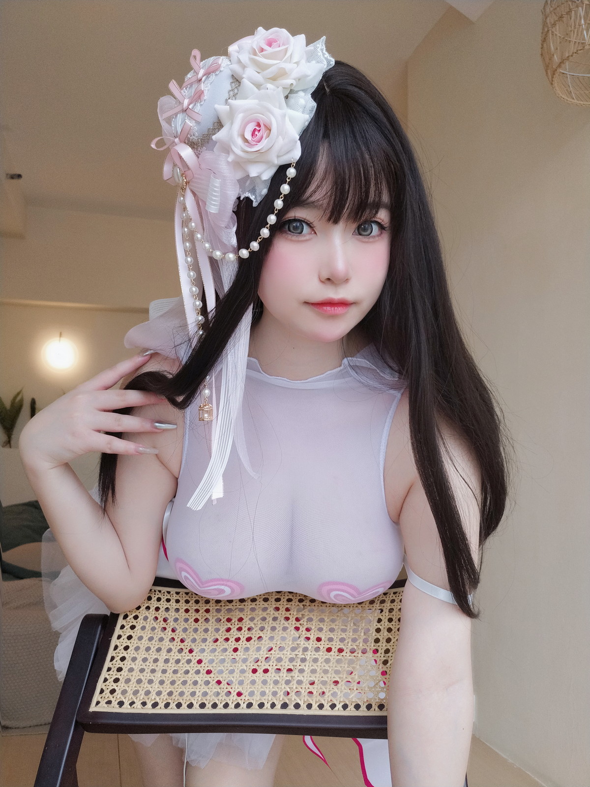 Xgyw.Net_Coser妹子女主K性感偶像主题私房性感白色薄透纱裙透视秀傲人豪乳诱惑写真90P