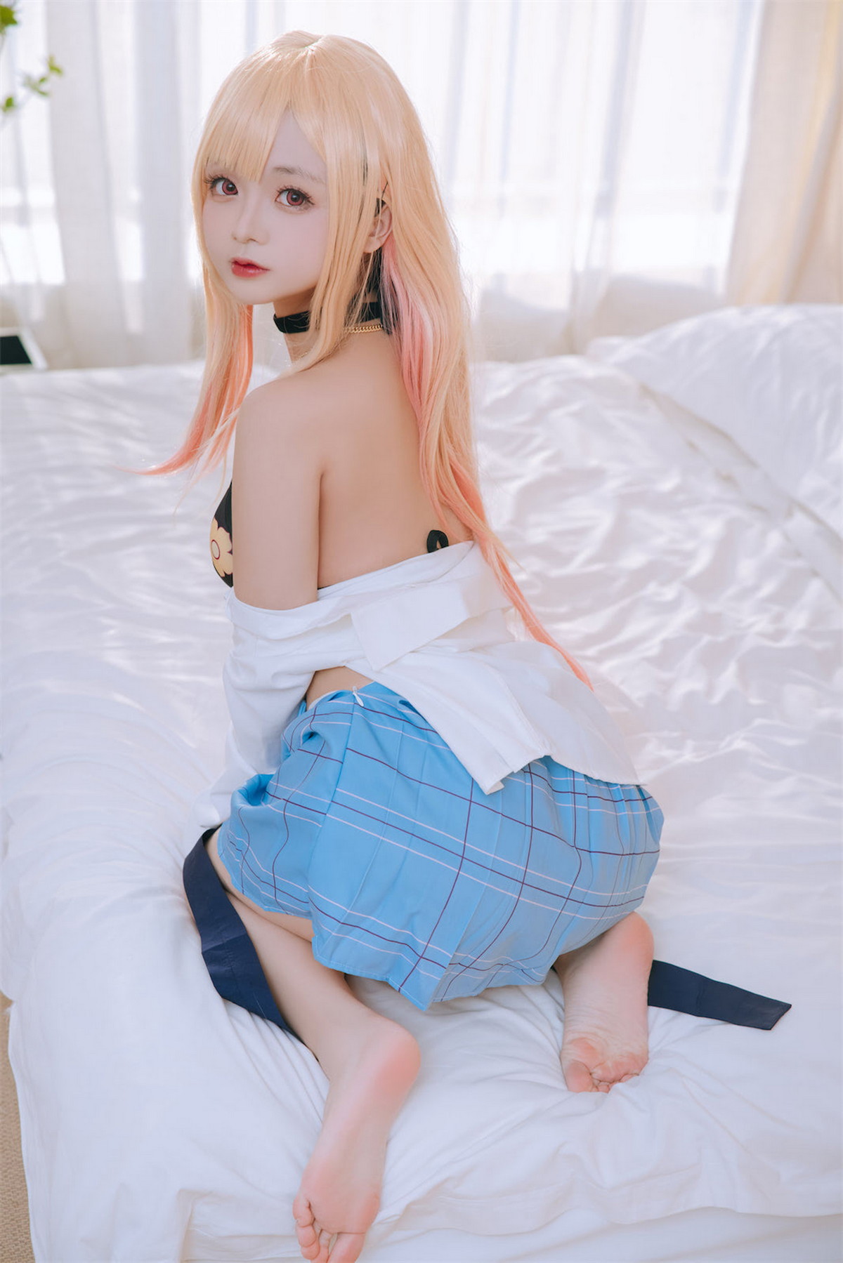 Xgyw.Net_Cosplay美女日奈娇喜多川海梦泳装主题性感白T配格子裙半脱露比基尼诱惑写真65P