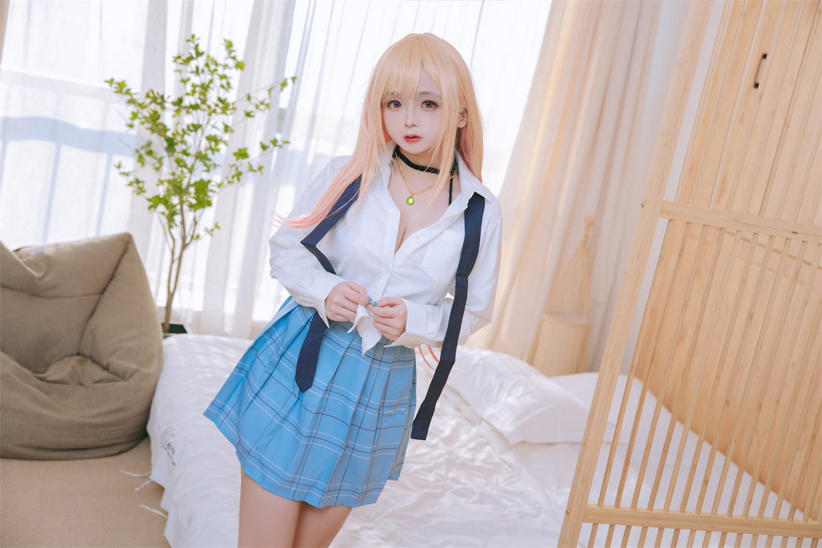 Xgyw.Net_Cosplay美女日奈娇喜多川海梦泳装主题性感白T配格子裙半脱露比基尼诱惑写真65P