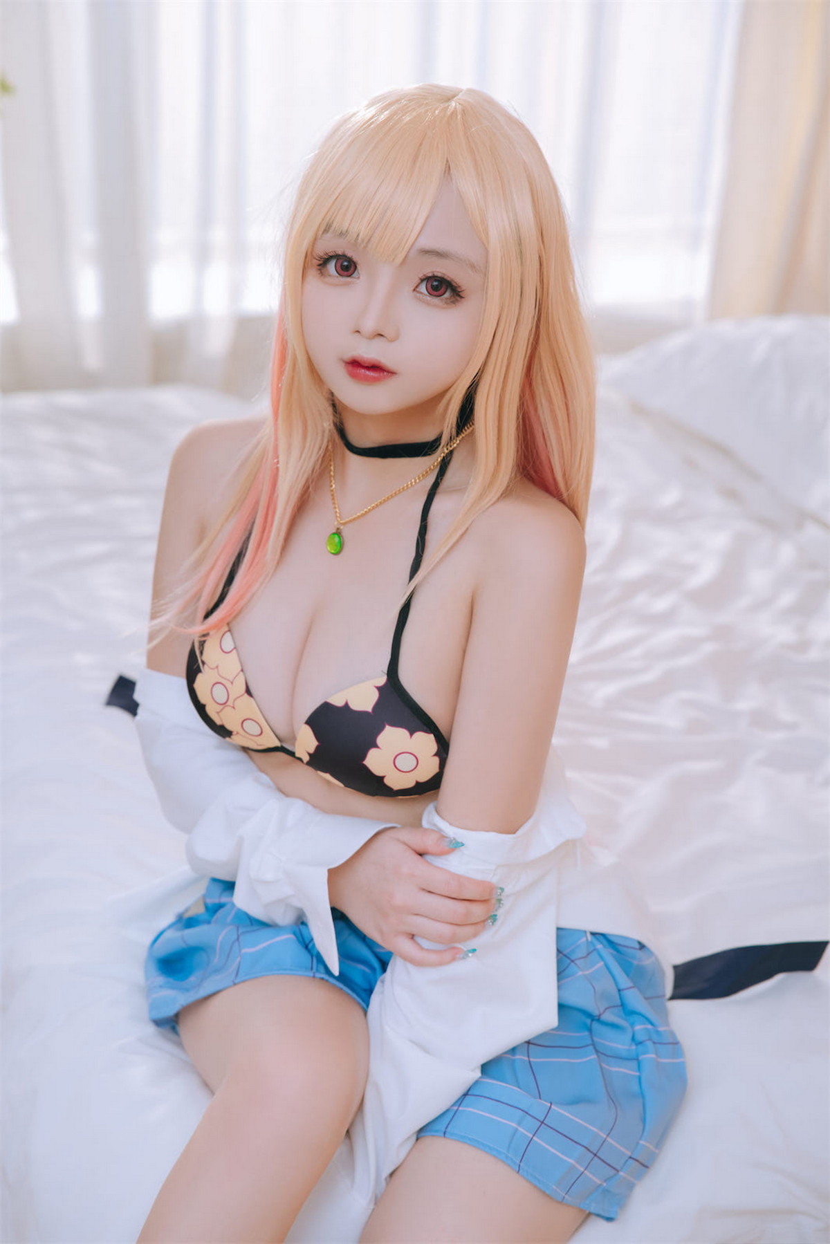 Xgyw.Net_Cosplay美女日奈娇喜多川海梦泳装主题性感白T配格子裙半脱露比基尼诱惑写真65P