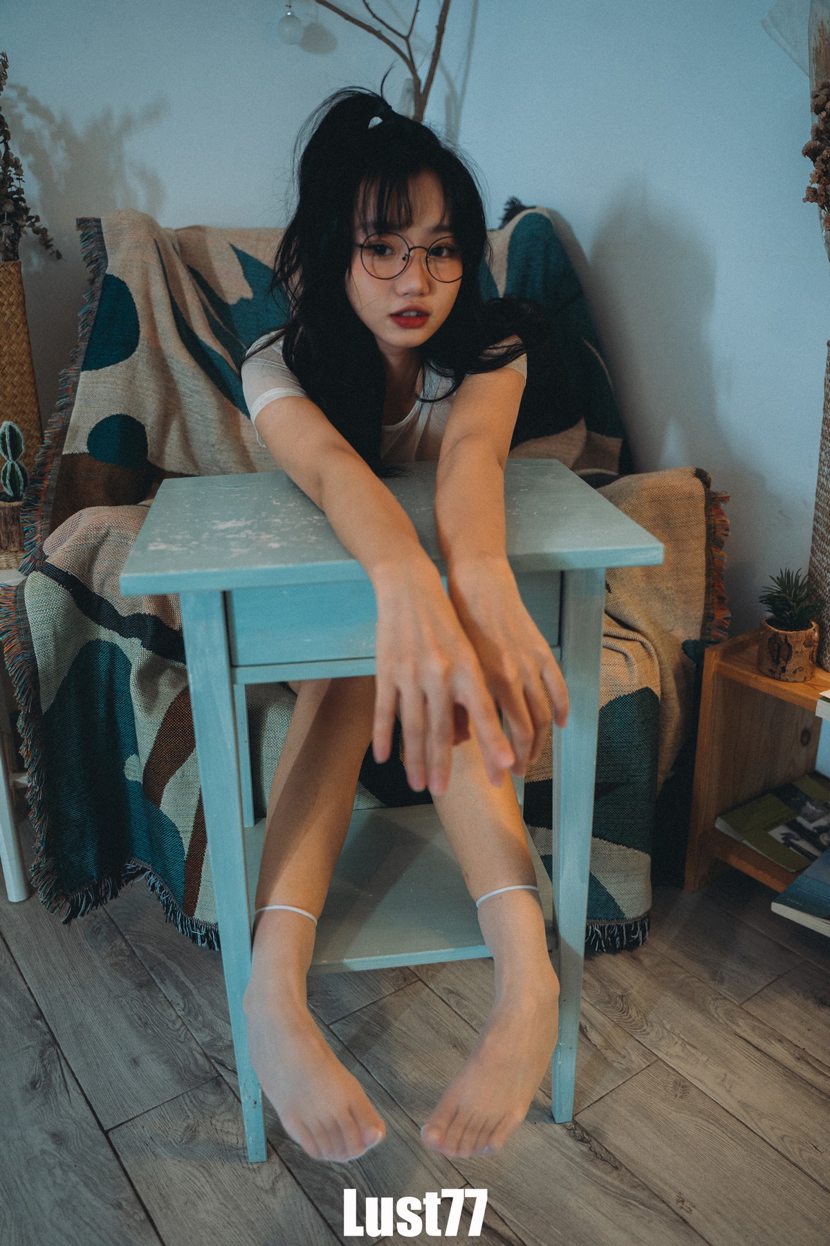 Xgyw.Net_Coser妹子柒柒不可爱少女记实录主题性感白色薄透服饰秀惹火身材完美诱惑写真76P