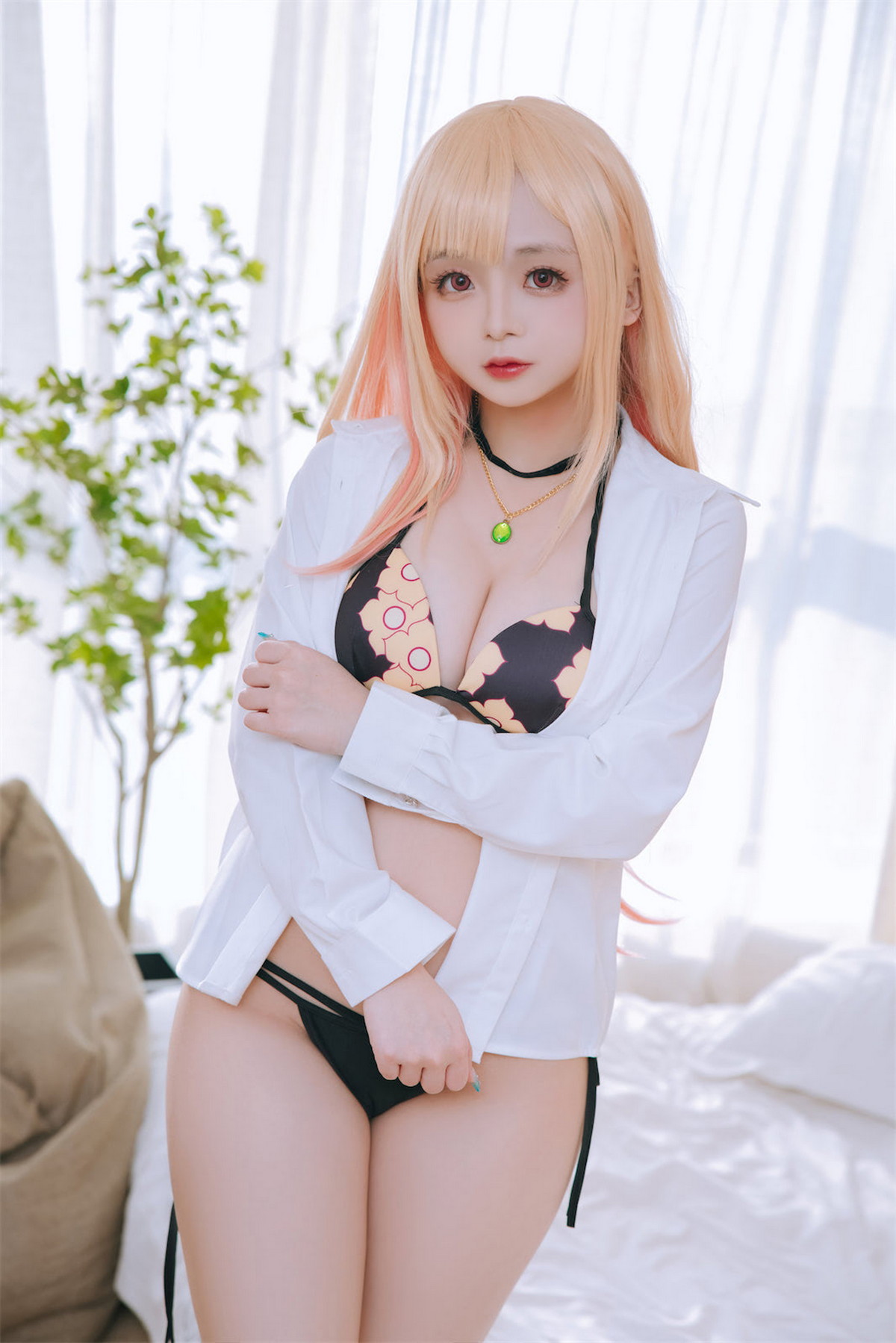 Xgyw.Net_Cosplay美女日奈娇喜多川海梦泳装主题性感白T配格子裙半脱露比基尼诱惑写真65P