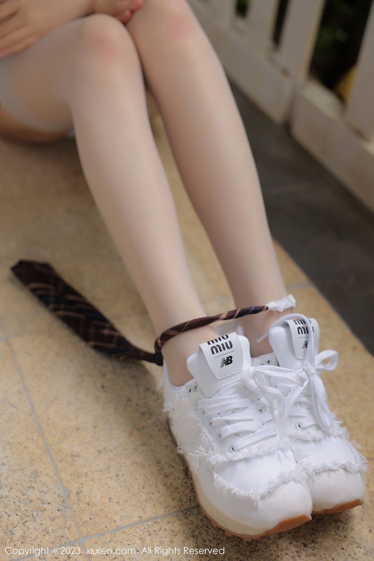 Xgyw.Net_XiuRen第6292期_模特玥儿玥er性感学妹制服半脱露豹纹内衣秀完美身材诱惑写真67P