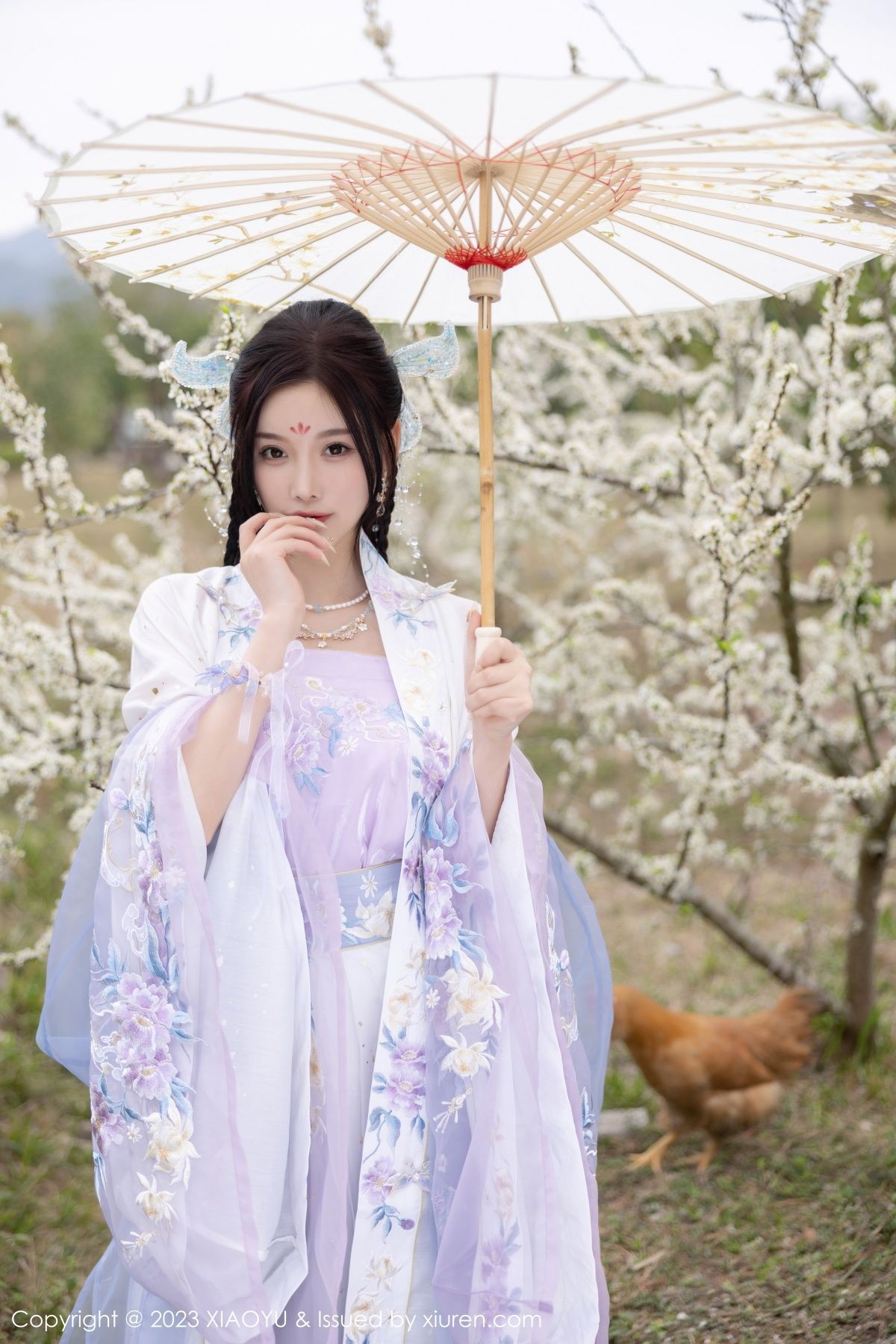 Xgyw.Net_[XiaoYu画语界]Vol.970_女神杨晨晨Yome脱淡蓝紫色古装服露白色蕾丝内衣完美诱惑写真91P