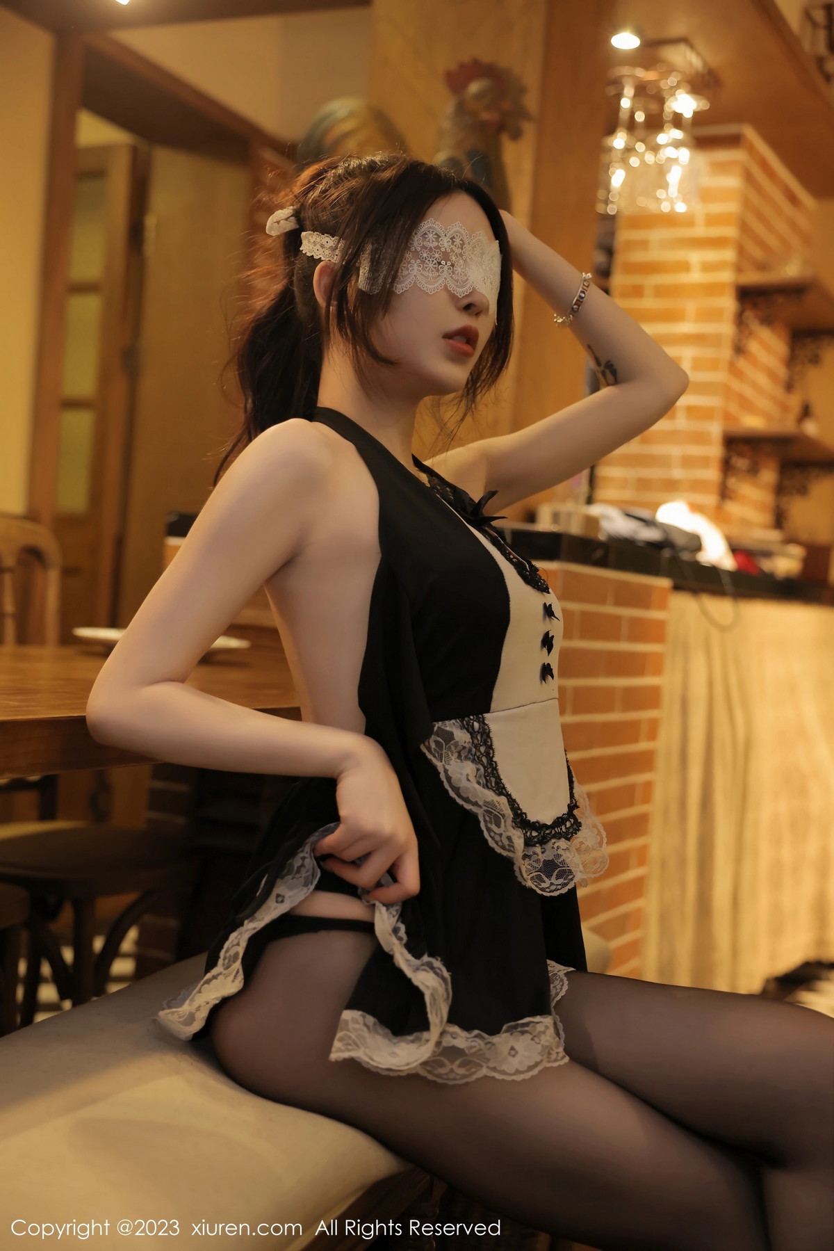 Xgyw.Net_XiuRen第6295期_模特玉兔miki性感黑色女仆服配超薄无内黑丝秀惹火身材诱惑写真62P