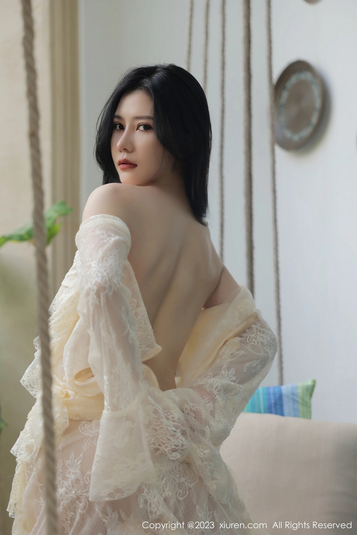 Xgyw.Net_XiuRen第6303期_模特尹甜甜海南旅拍性感白色蕾丝婚纱透视秀完美身材诱惑写真54P