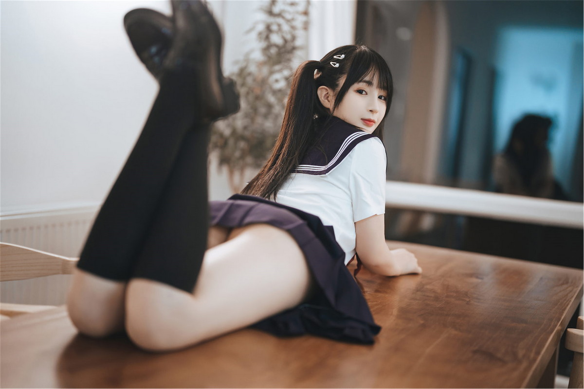 Xgyw.Net_网络美女桜井宁宁双马尾JK主题私房床上半脱性感学生制服露白色内衣诱惑写真65P