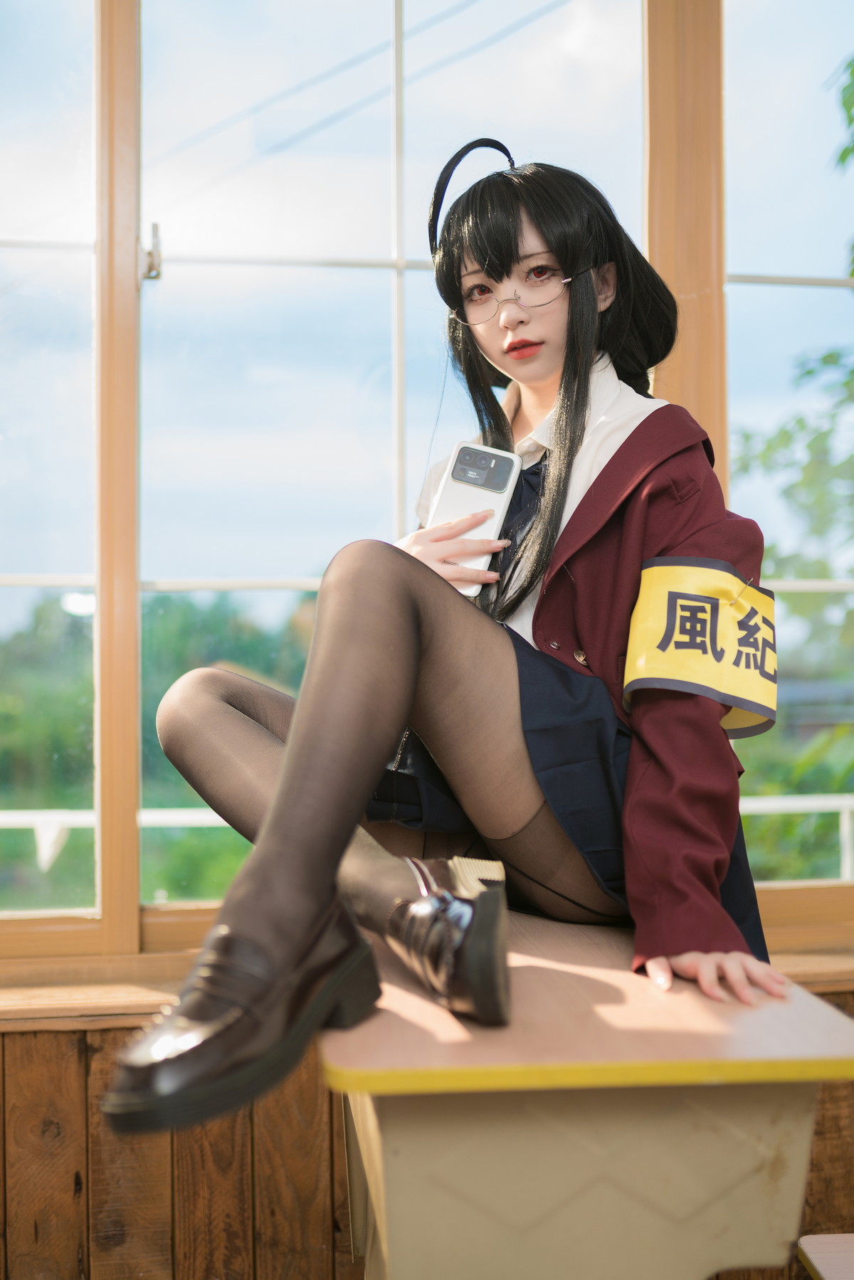 Xgyw.Net_网络美女花铃大凤jk放学后风纪委员主题半脱制服露性感内衣配超薄黑丝魅惑写真71P