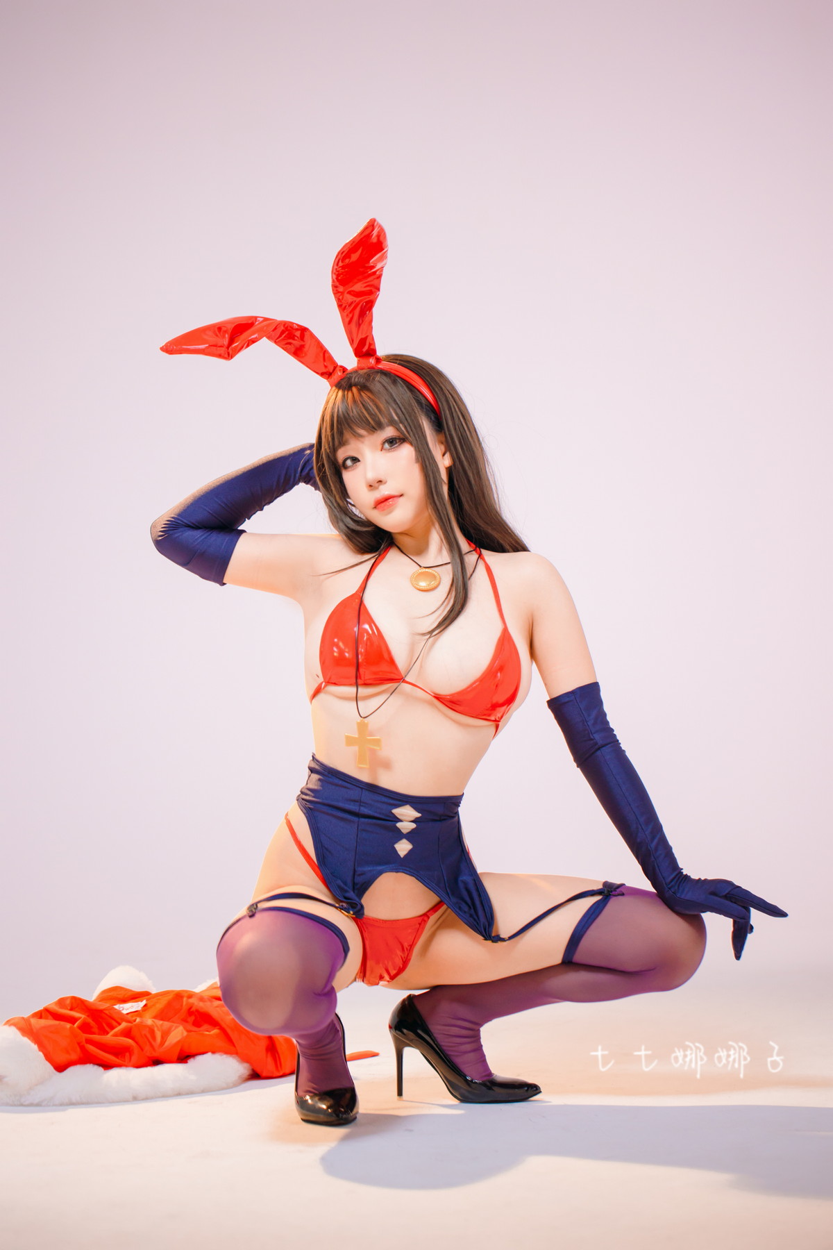 Xgyw.Net_Coser美女七七娜娜子圣诞魔太郎主题私房性感红色皮质内衣秀完美身材诱惑写真23P