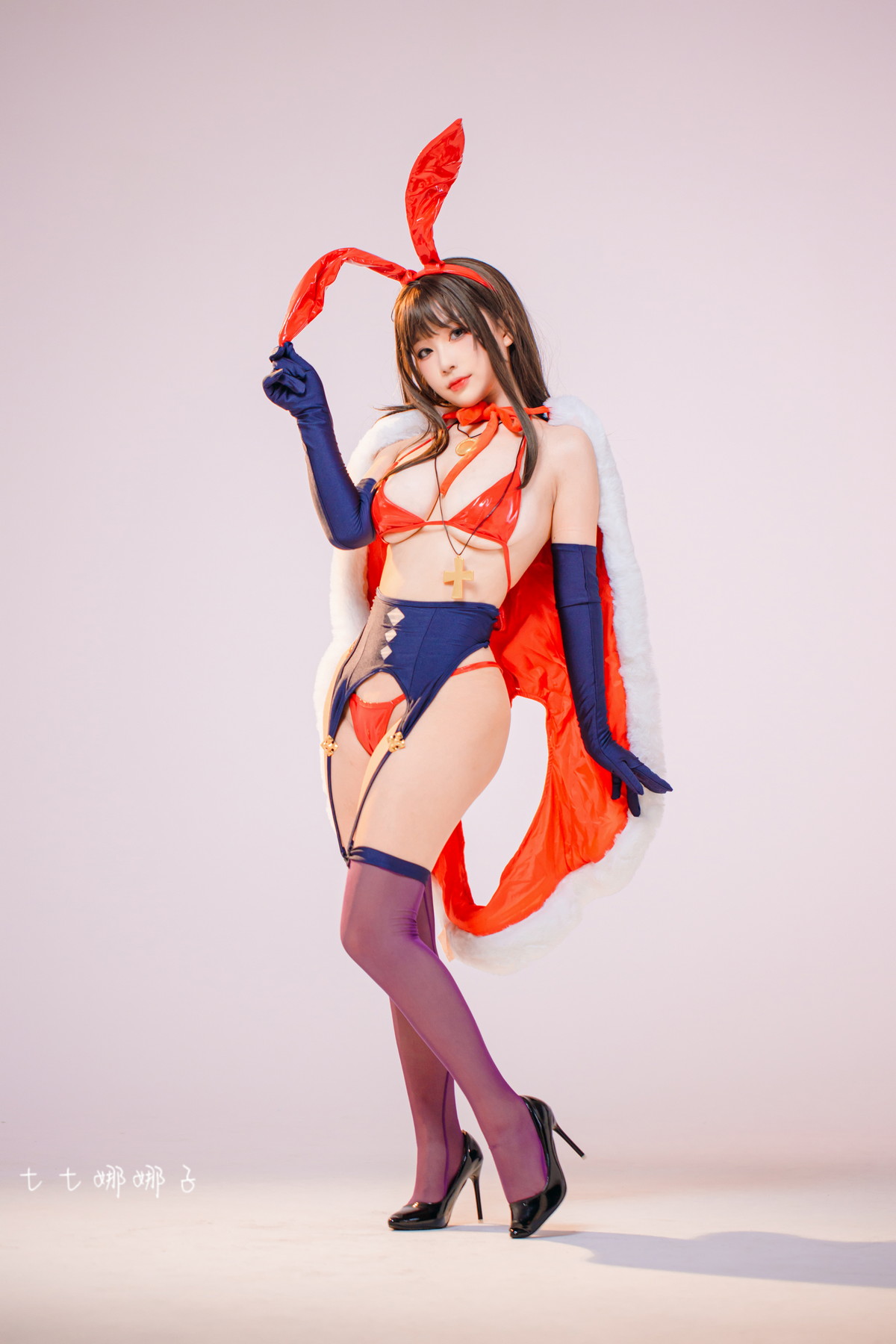 Xgyw.Net_Coser美女七七娜娜子圣诞魔太郎主题私房性感红色皮质内衣秀完美身材诱惑写真23P