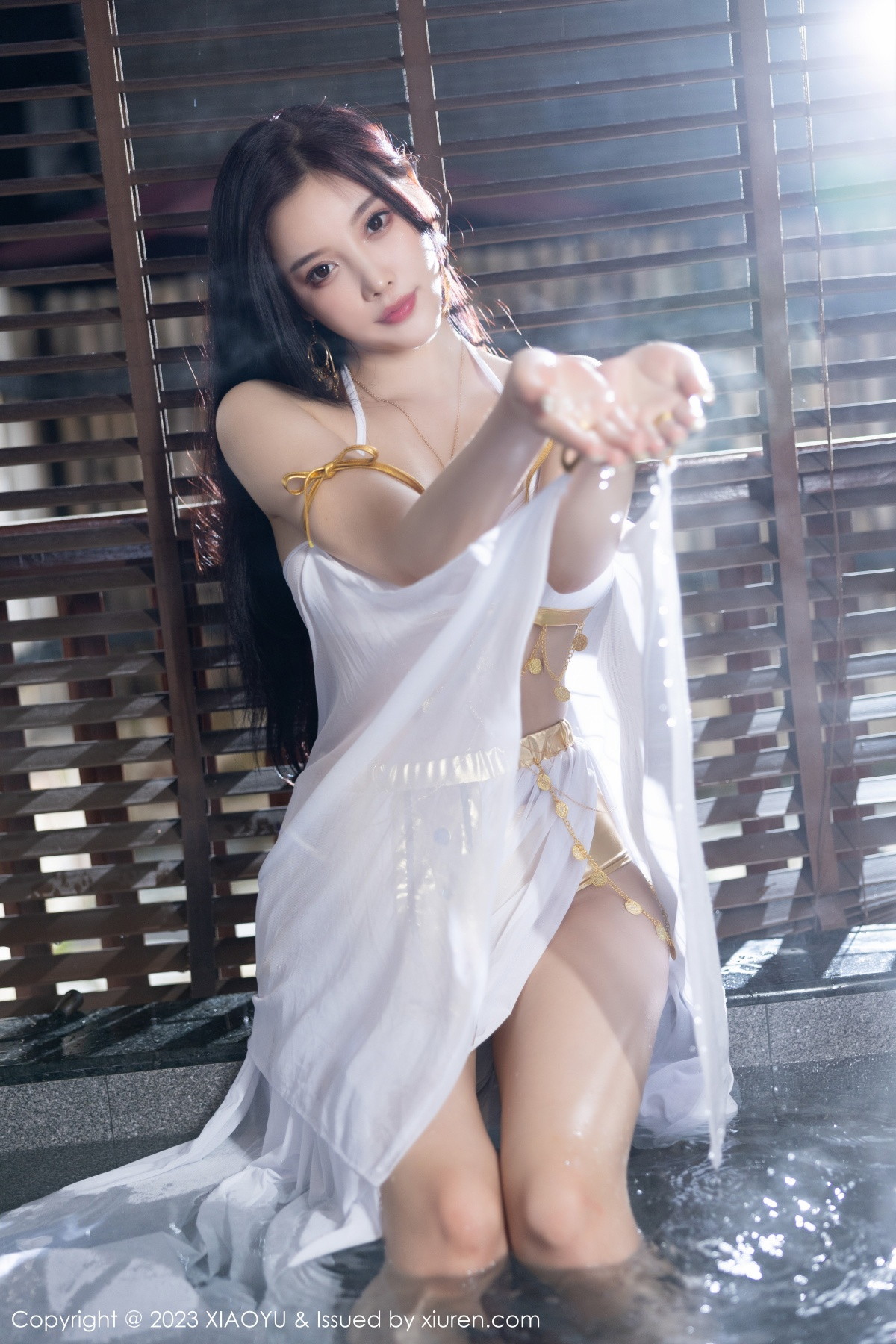 Xgyw.Net_[XiaoYu画语界]Vol.973_女神杨晨晨Yome性感白色诱人服饰秀完美绝伦身材撩人诱惑写真86P
