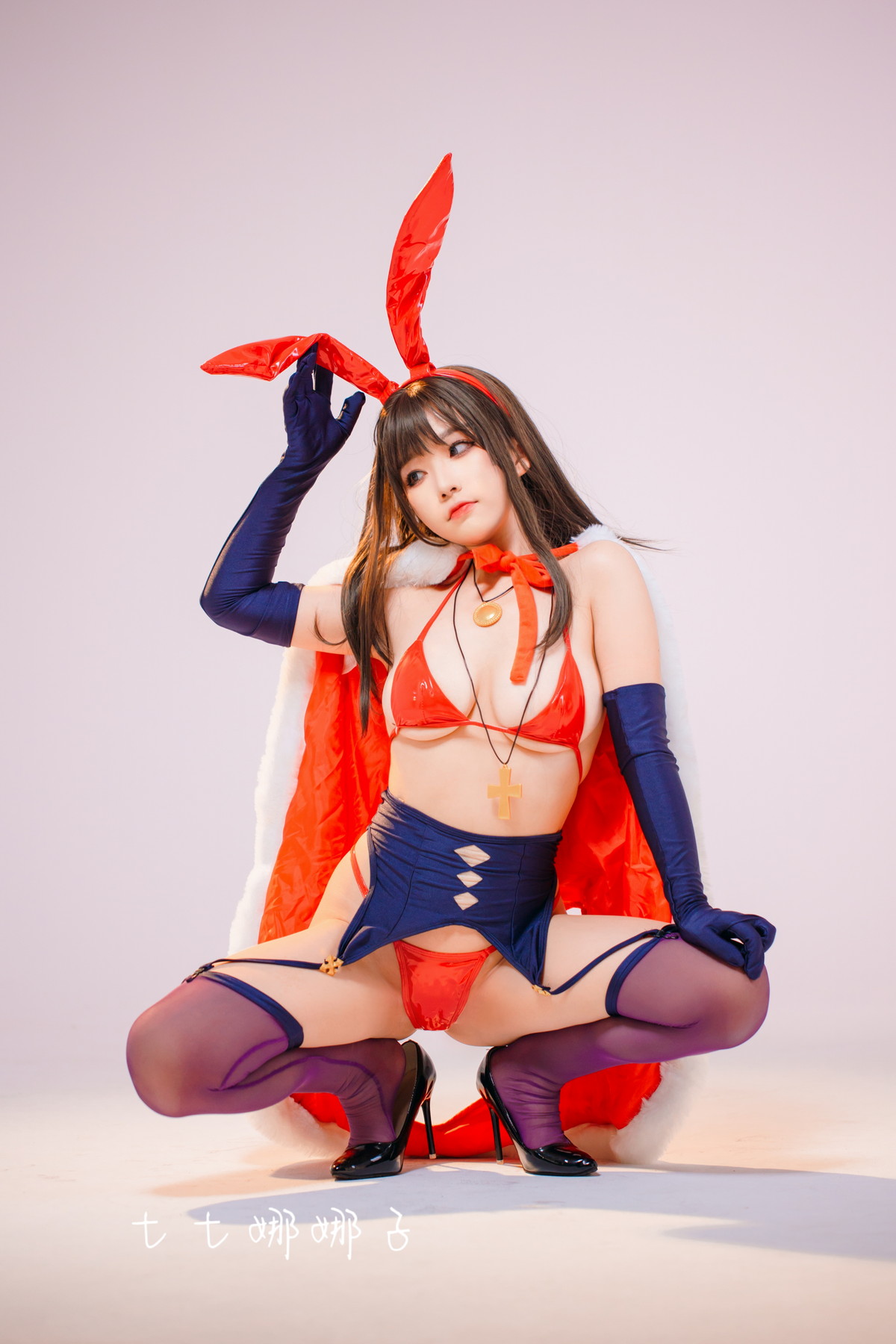 Xgyw.Net_Coser美女七七娜娜子圣诞魔太郎主题私房性感红色皮质内衣秀完美身材诱惑写真23P